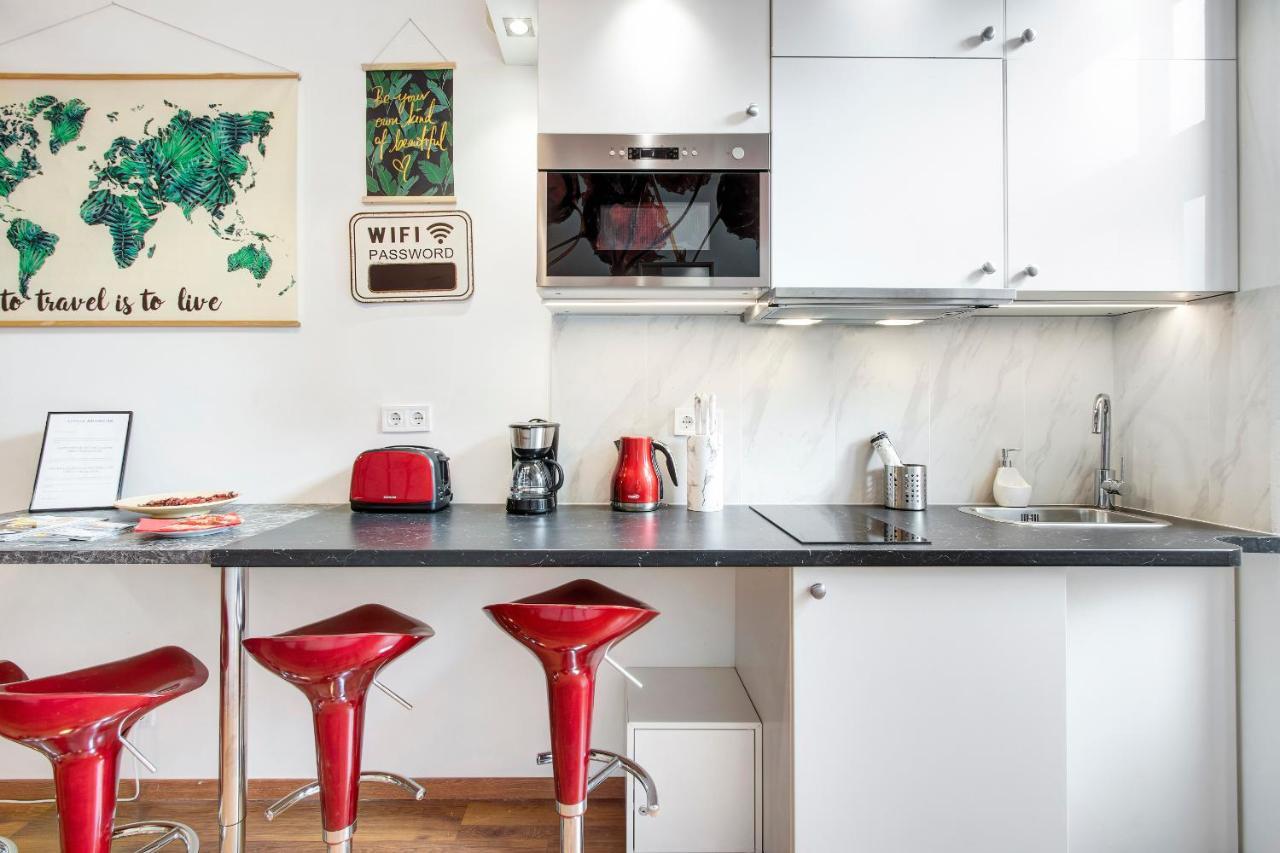 Mehdi 3 Apartment