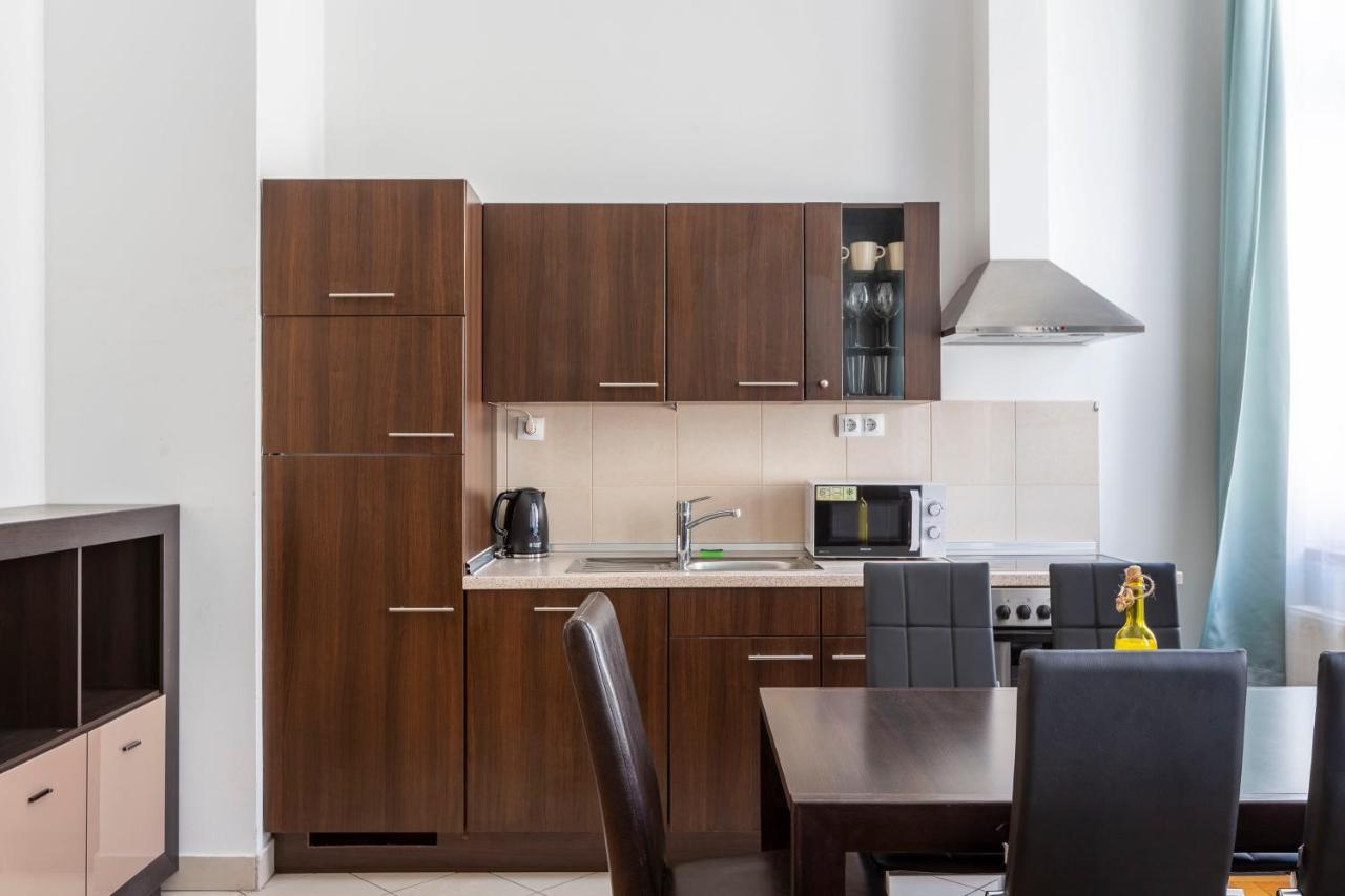 Gozsdu Aparment By Quentin Homes * Budapest