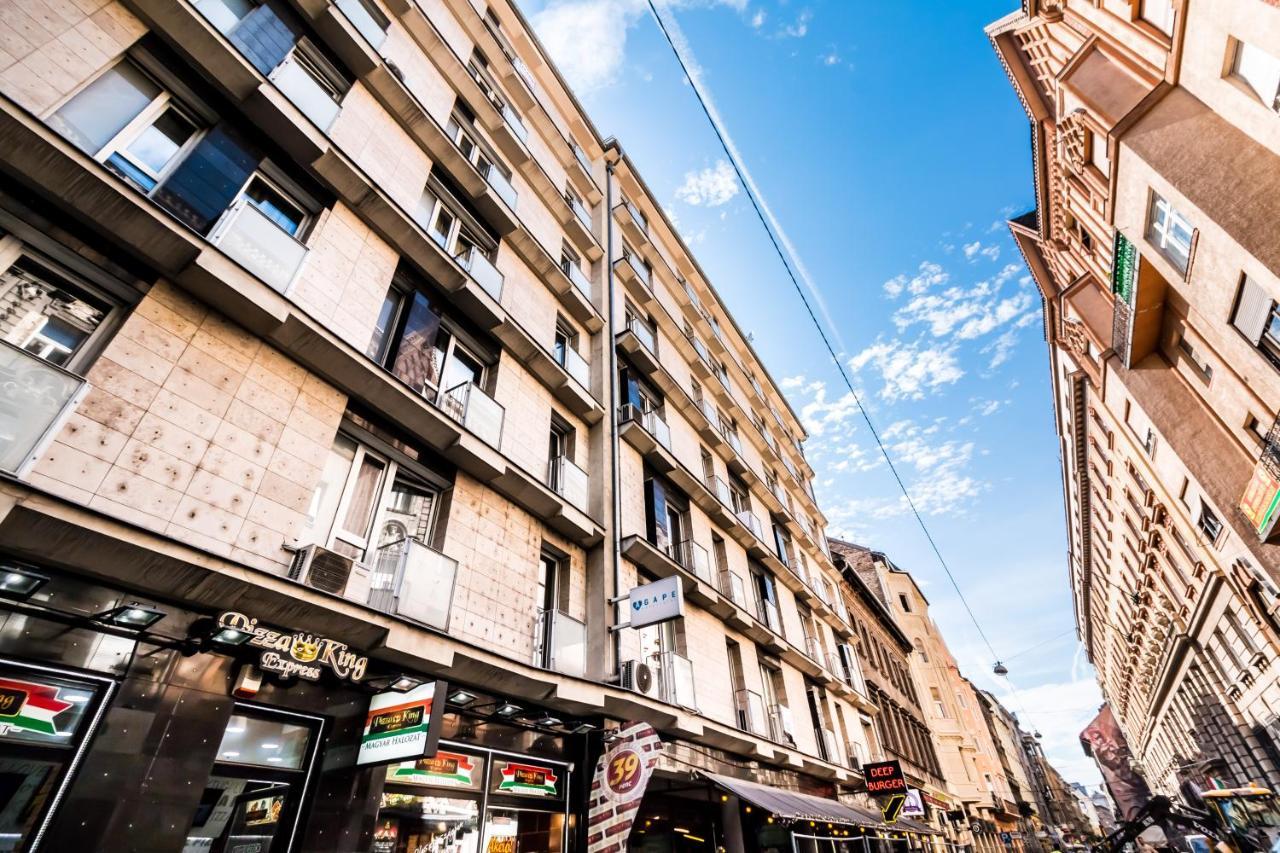 Stylish At Ruin Pub District * Budapest