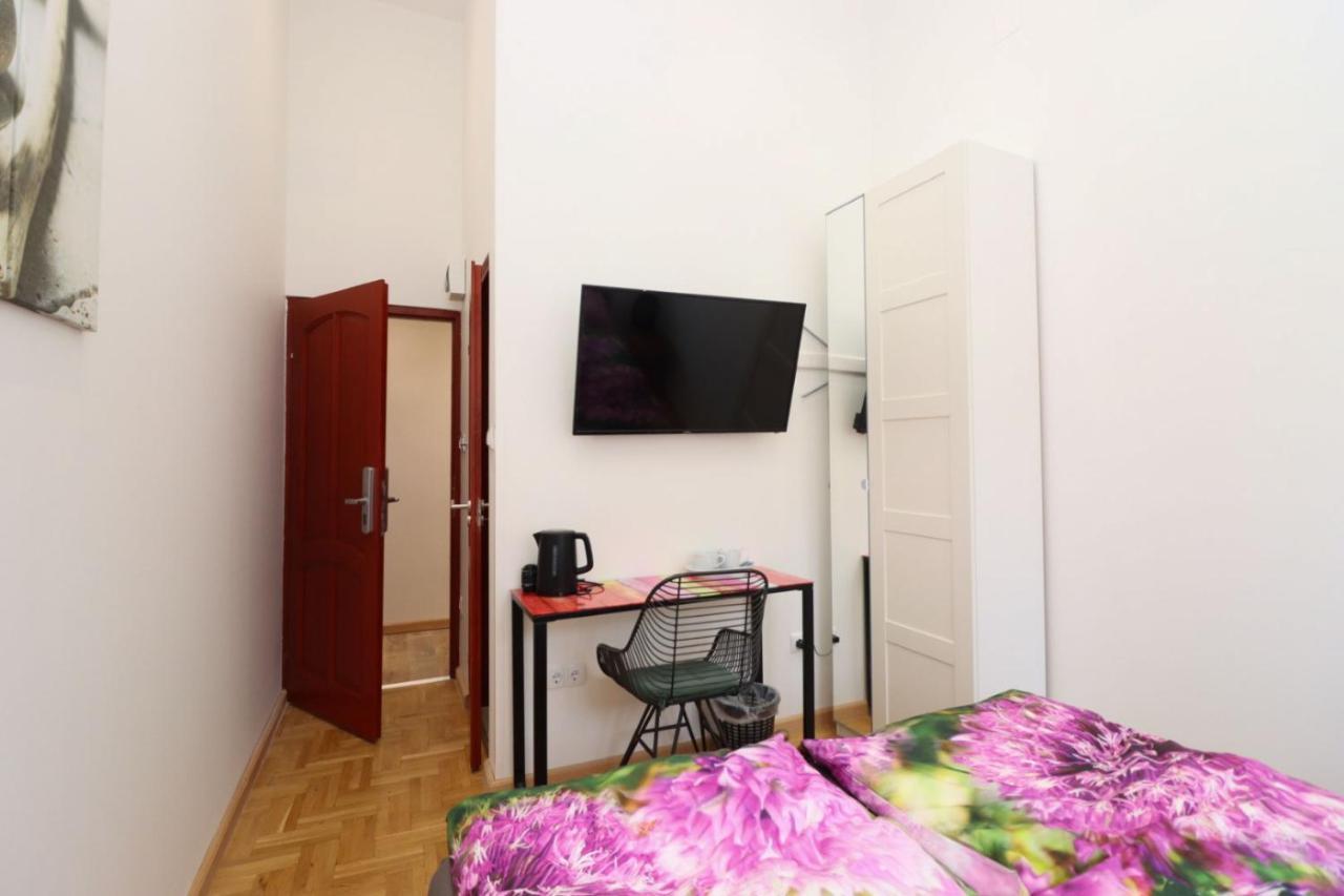 Lägenhet Ziti Citi Budapest