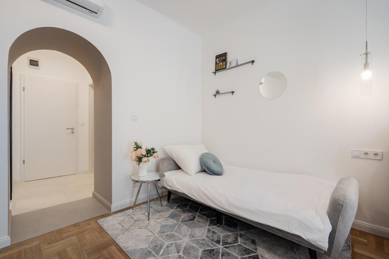 D71 - Dob 71 Cozy - Location By Bqa Apartment Budapest