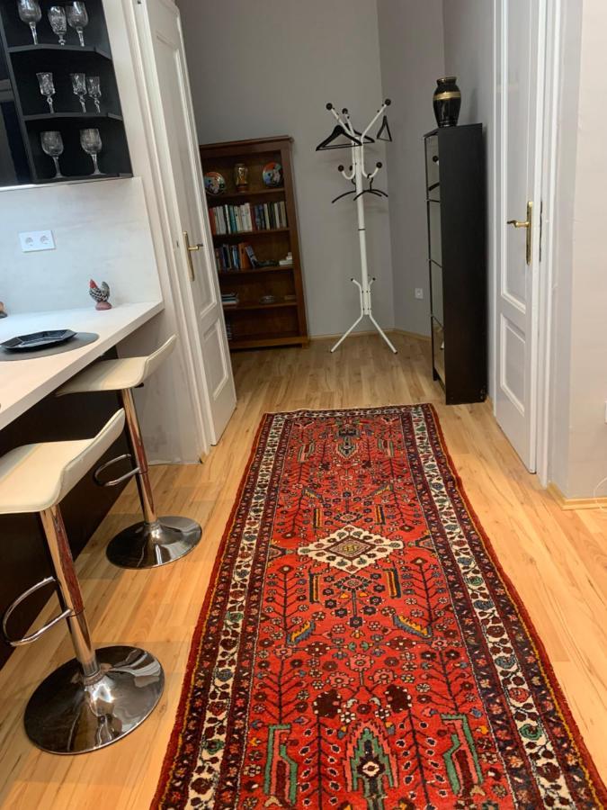 Apartment Budapest, Graf Teleki Laszlo Budapest