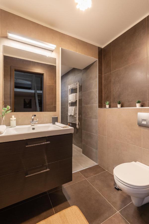 Apartamento New, Centrally Located, But Quiet 4 Sleeper Budapest