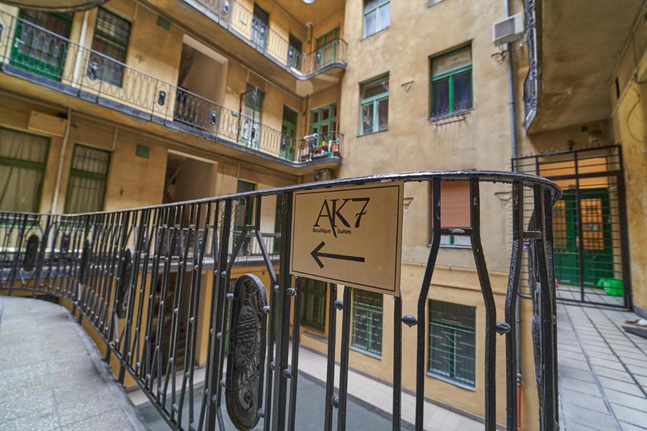 Ak7 Boutique