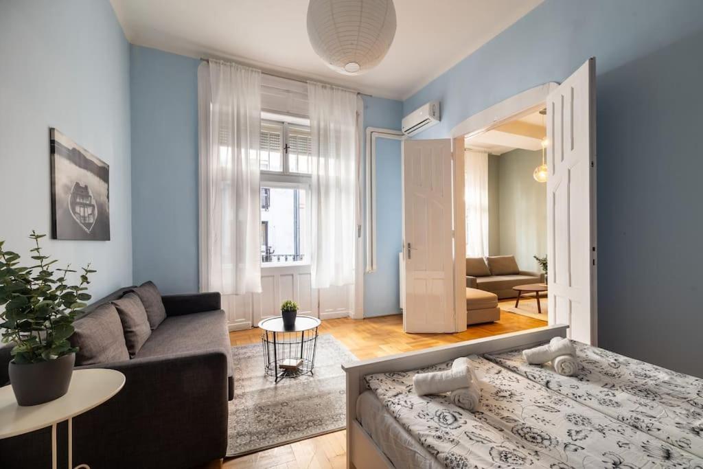 Apartman Ermosa *