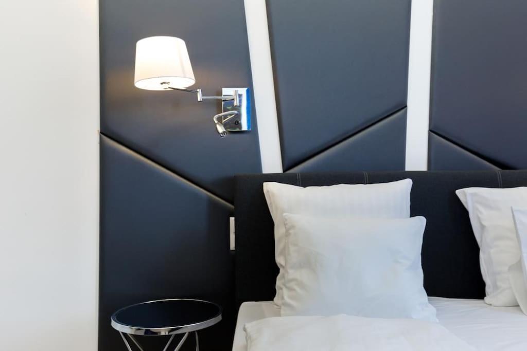 Grand & Luxurious In The Heart Of Budapest, 2br & 2bt