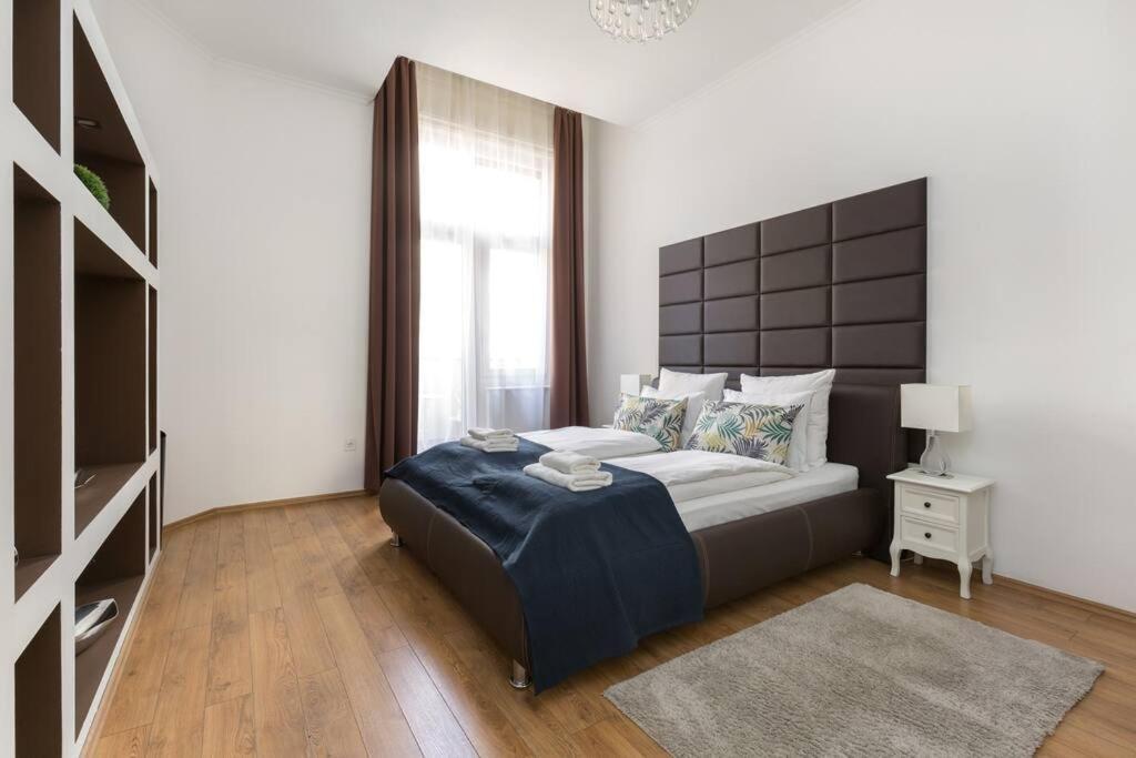 Grand Style&luxury In The Center - 3br With Balcony * Budapest