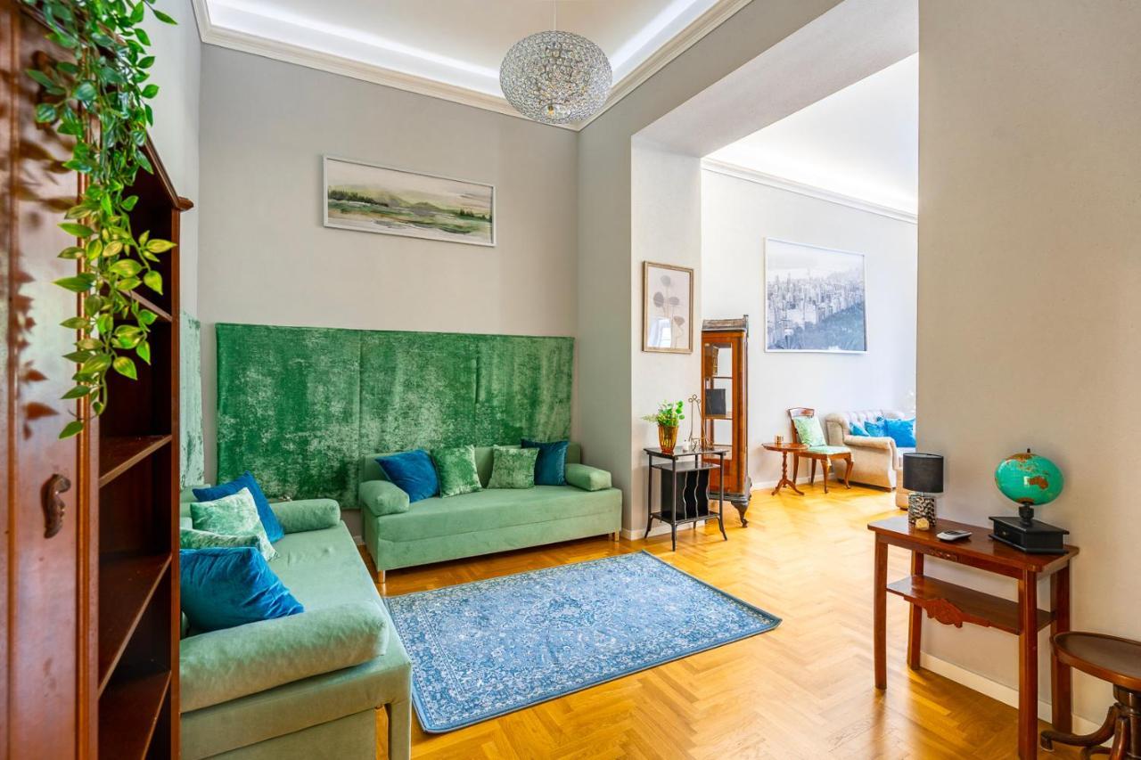 Liszt Ferenc Historic Luxurious Flat Next To Synagogue Budapest