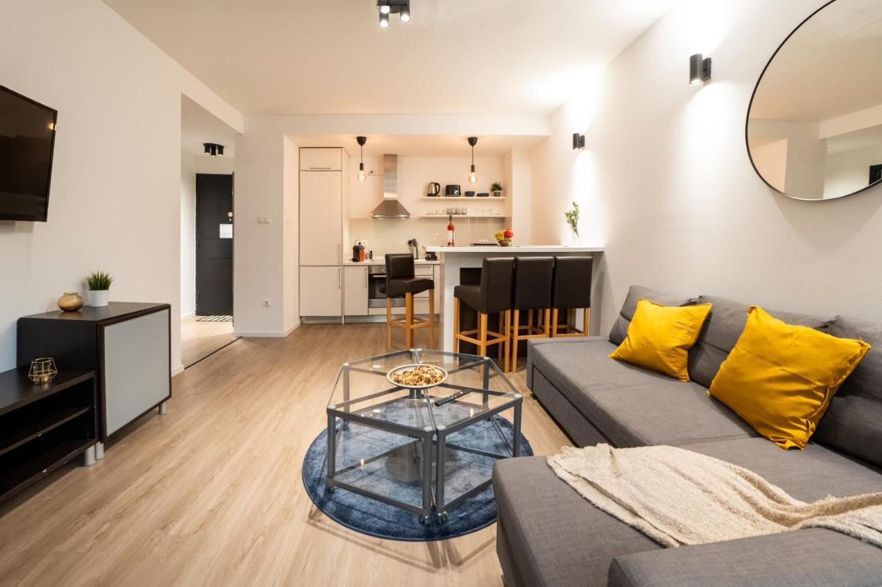 Swu Opera Apartment *