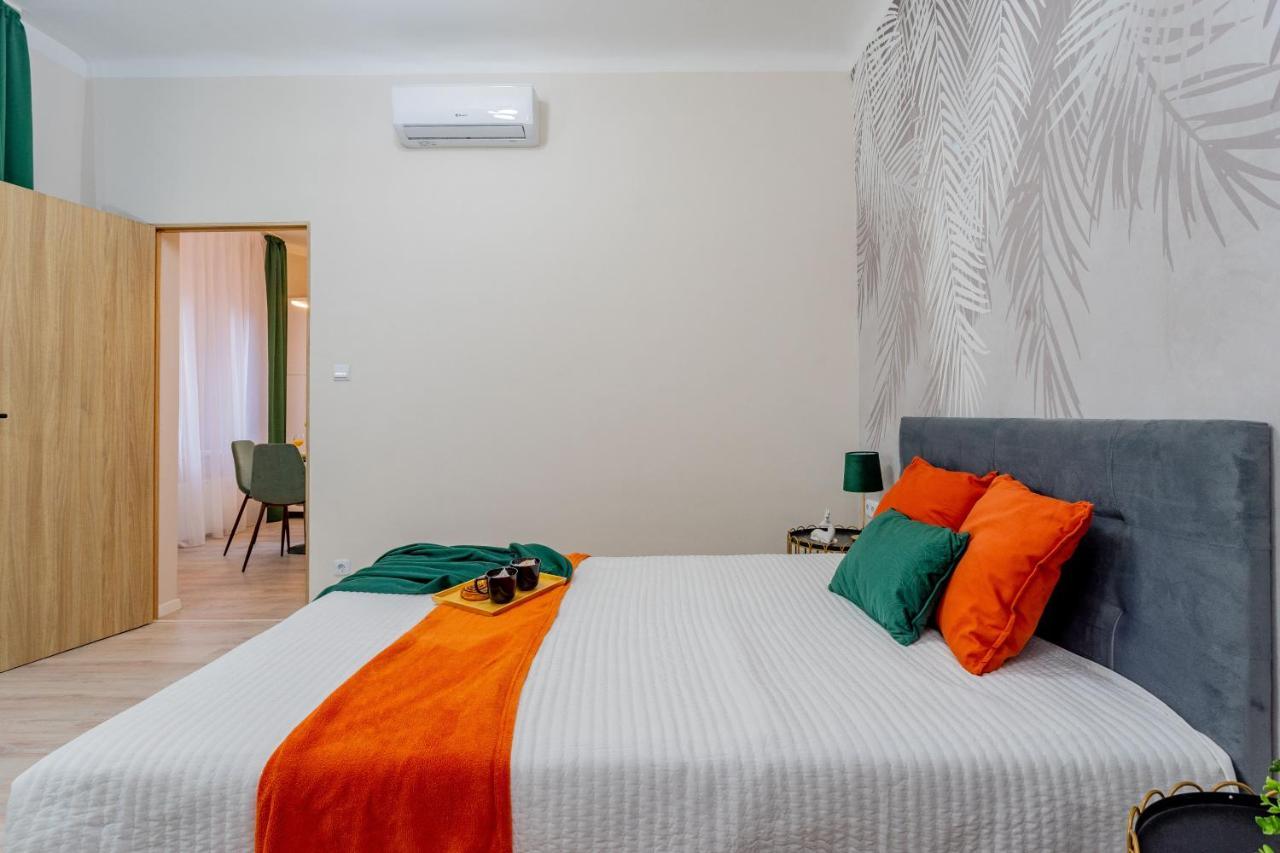 Eden Cozy Modern Retreat * Budapest