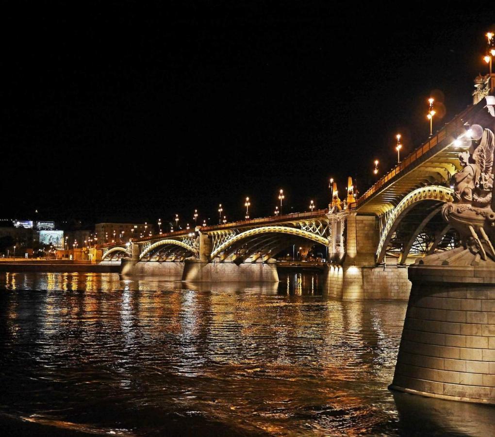 Ombre With Parking Option Apartman Budapest