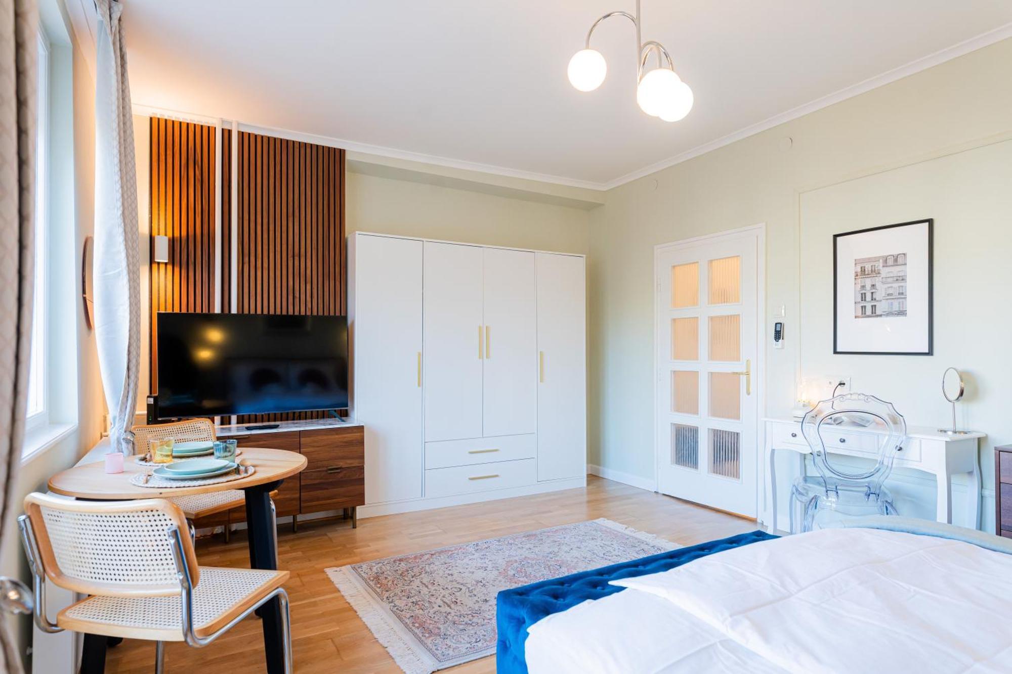 Ujbuda Rest With Air Condition And Balcony Apartment *