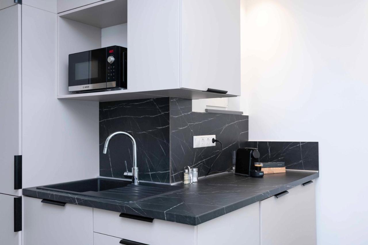 Luxury Cozy 2 Bdr Downtown Apt.6 Lägenhet