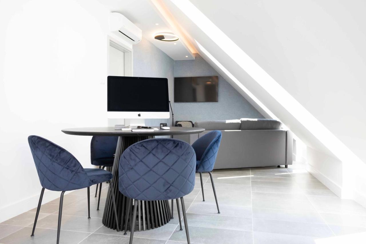 Luxury Cozy 2 Bdr Downtown Apt.6 Lägenhet *