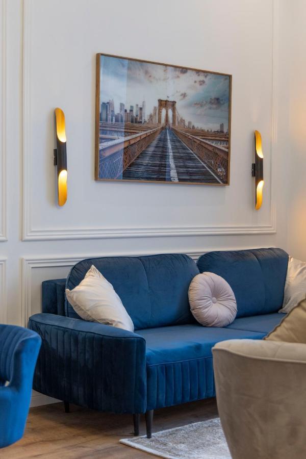Luxurious Grand W/ 3bedrm 2bathrm Apartmán *