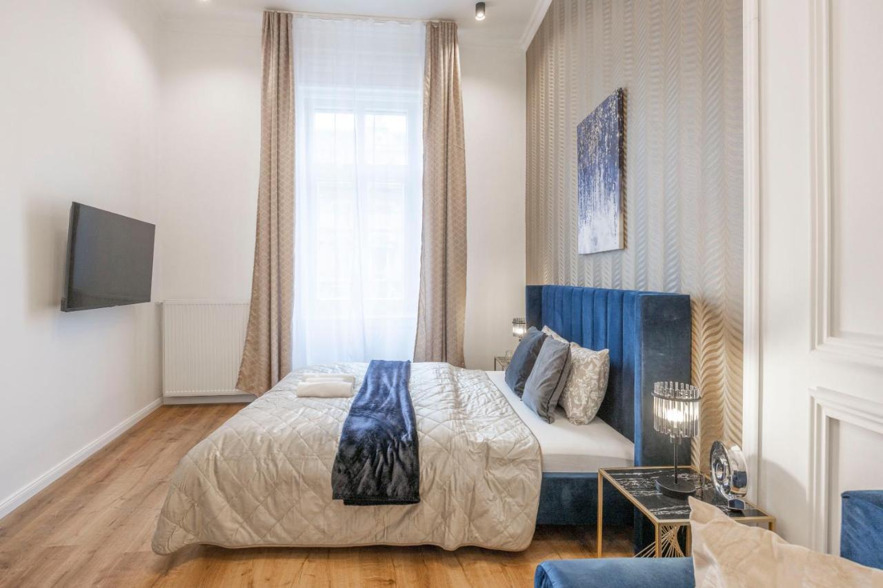 Apartmán Luxurious Grand W/ 3bedrm 2bathrm *