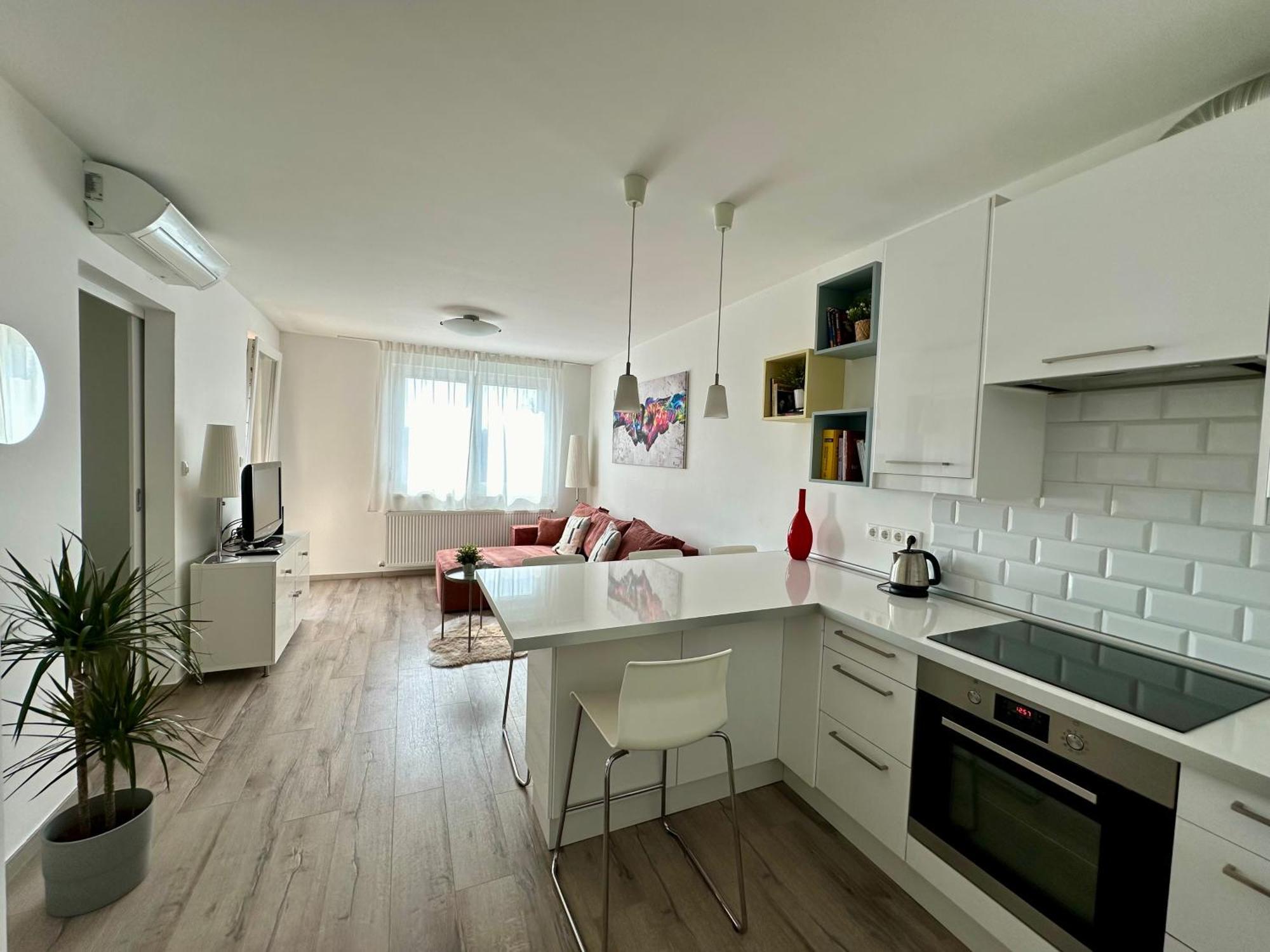 Break - Private Garage, Ac, Balcony Budapest