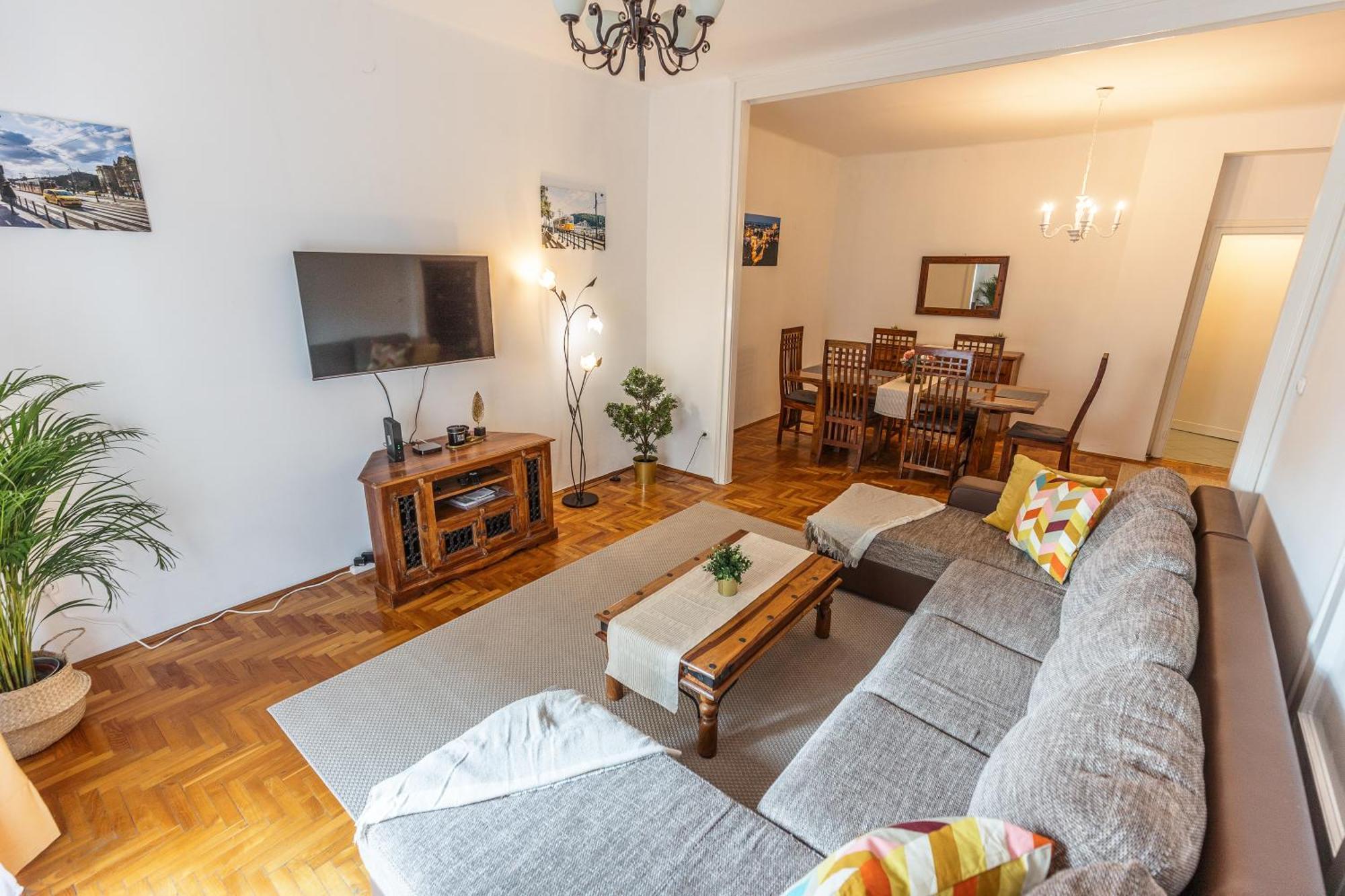 Lägenhet Bright & Spacious Riverside With Balcony Budapest