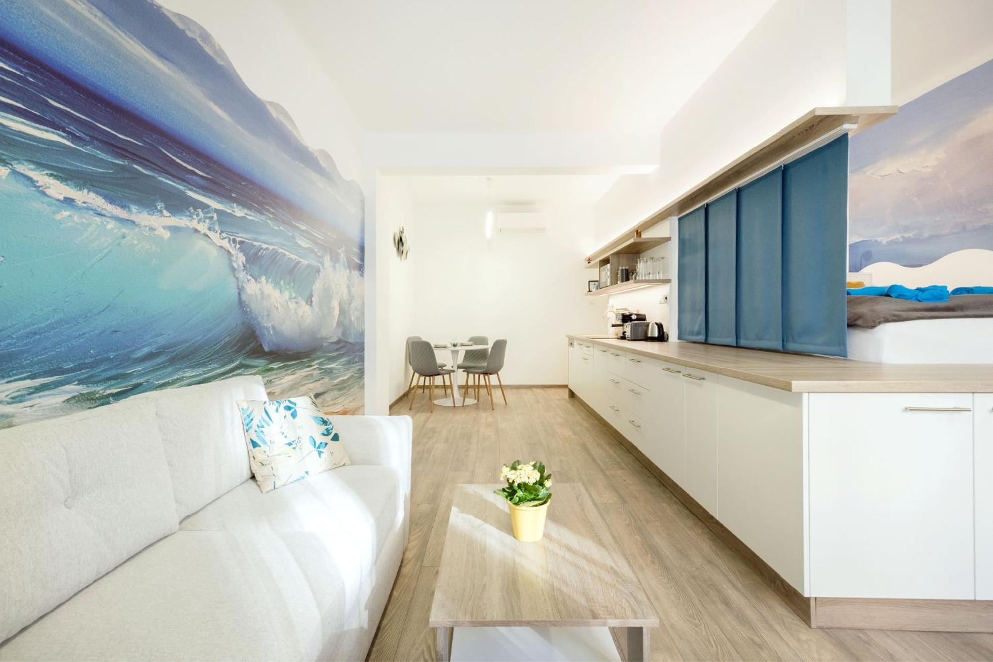 Apartment Elemental Retreats - Wood & Water *