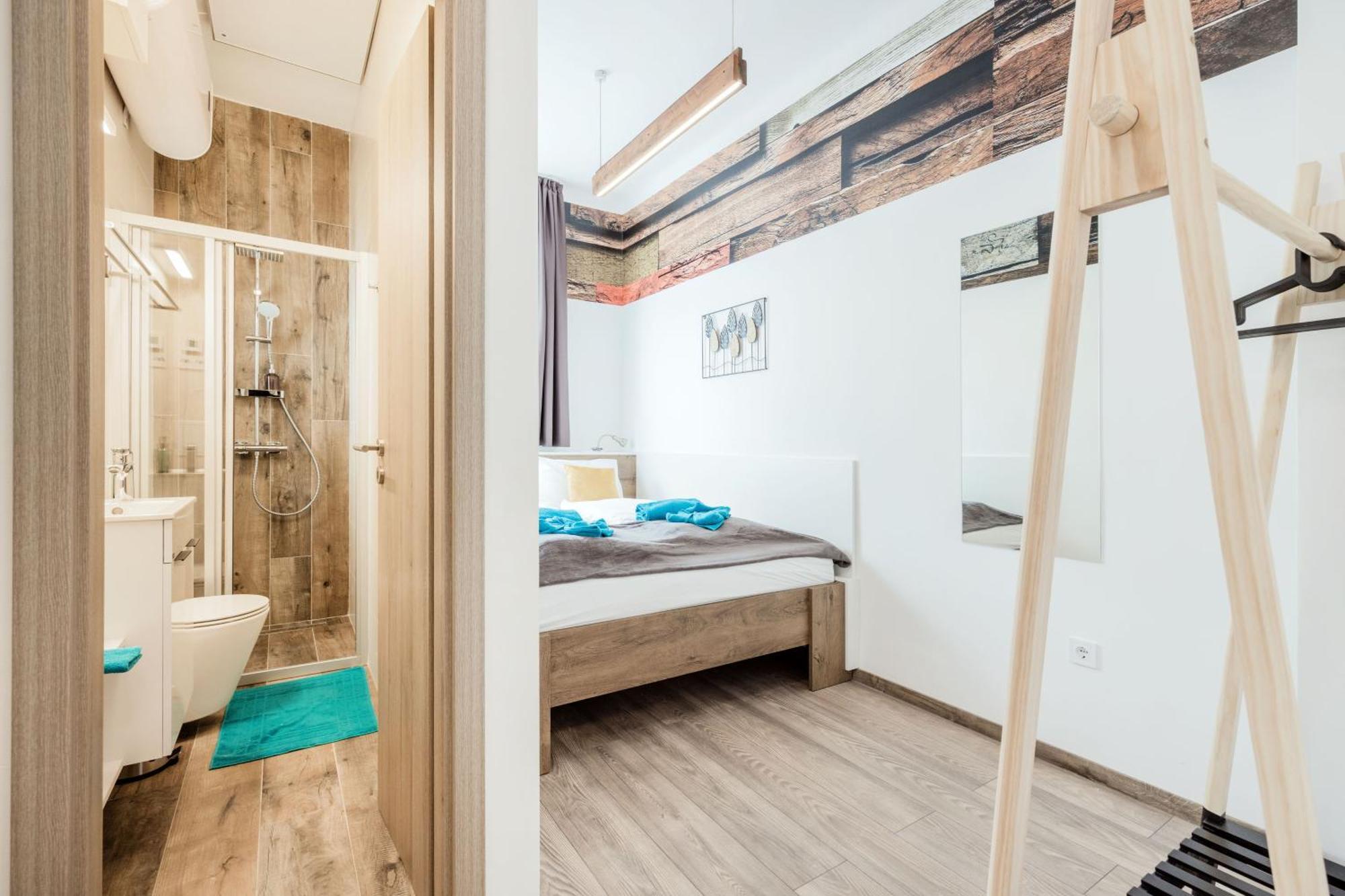 Elemental Retreats - Wood & Water Apartment Budapest