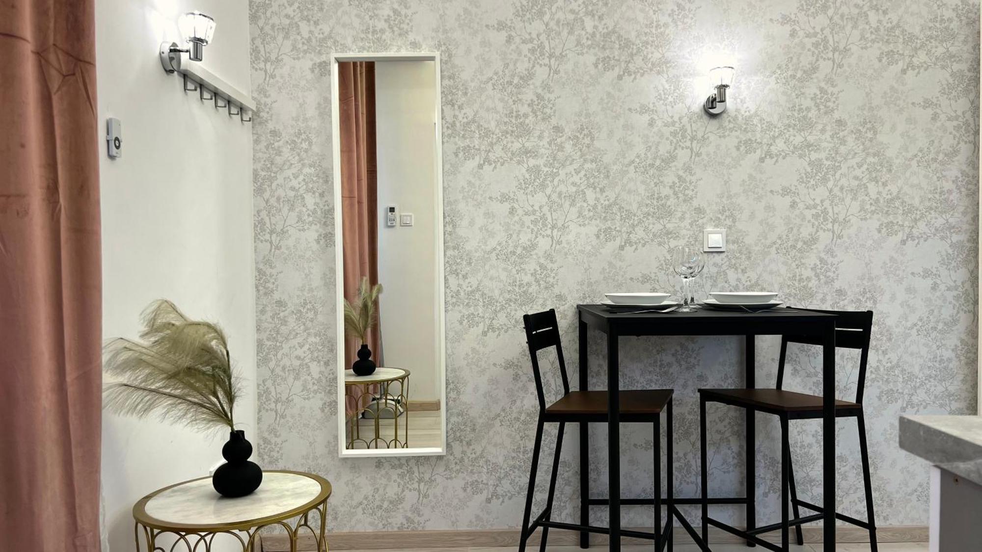 N24 By Small * Budapest