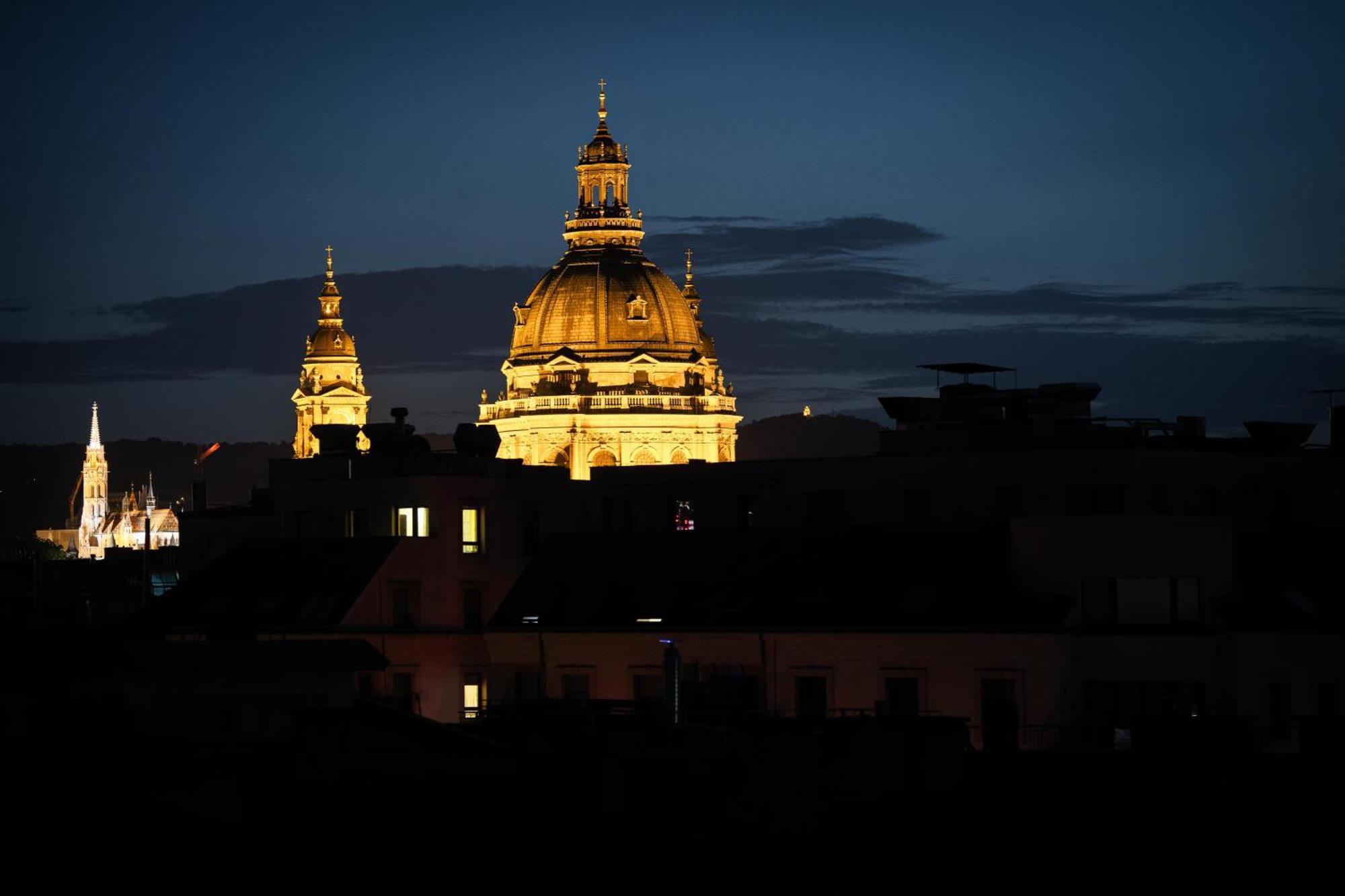 Elisabeth Downtown By Urbanrent Budapest