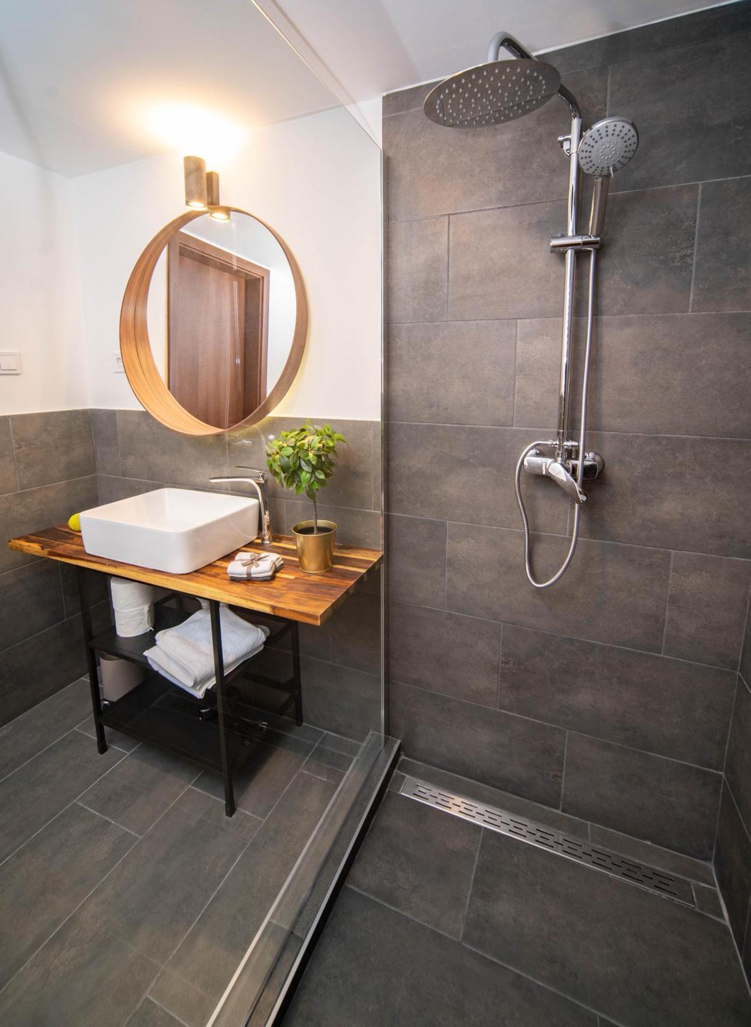 Free Parking -corvin Palace Residence-3bdrm,6ppl,wifi,ac Apartamento Budapest