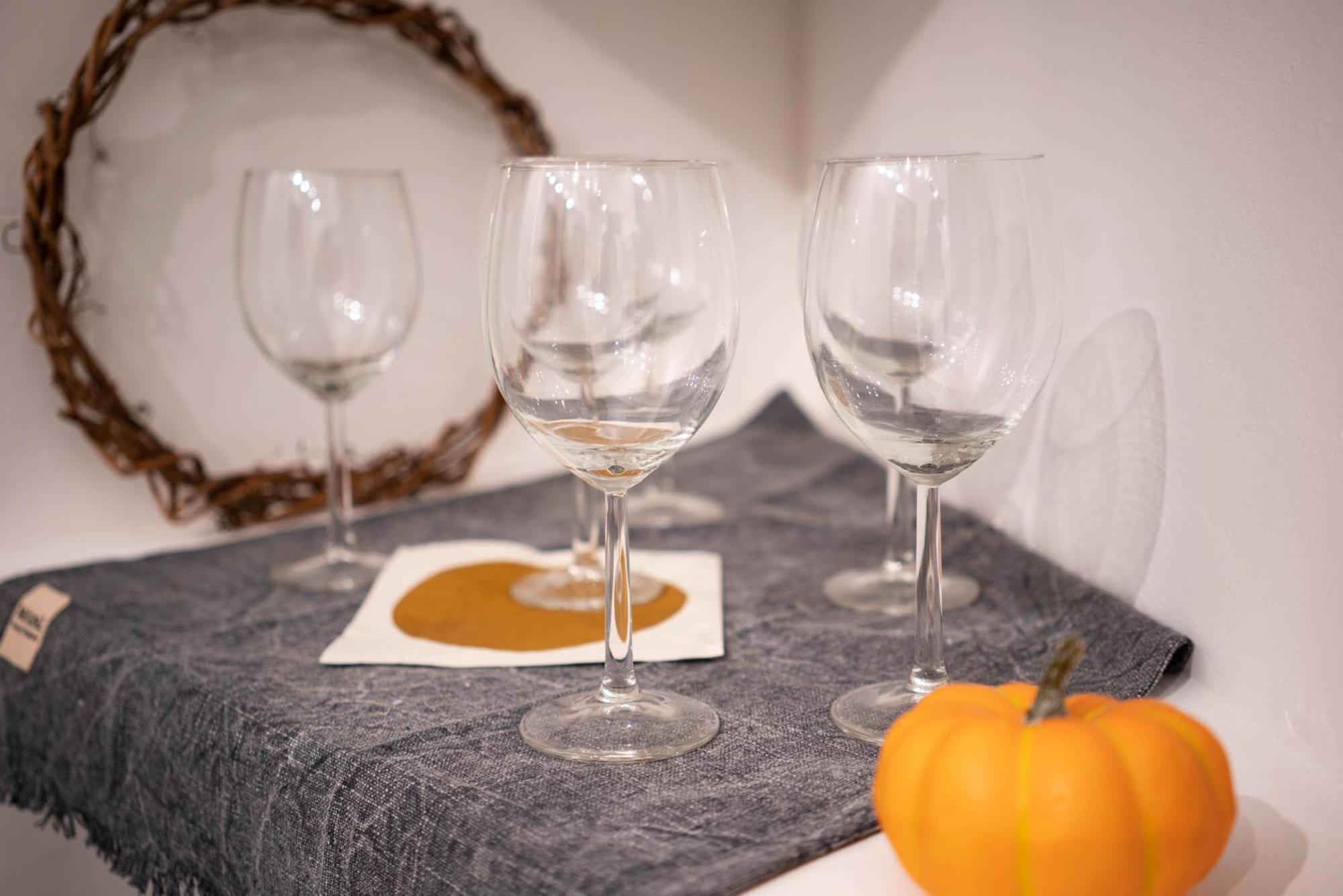 Apartamento Free Parking -corvin Palace Residence-3bdrm,6ppl,wifi,ac Budapest