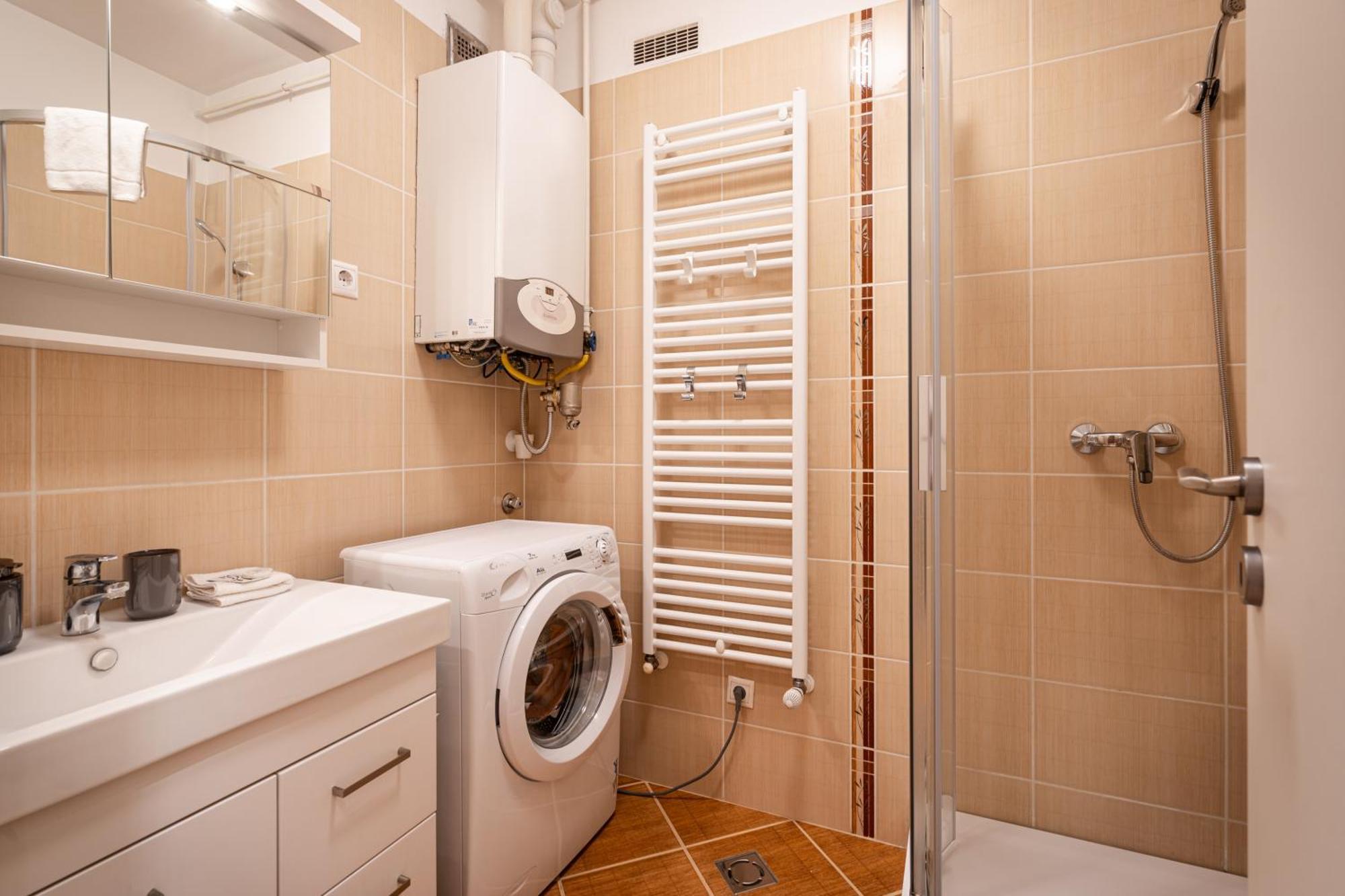 Sunrise Summit Apartman