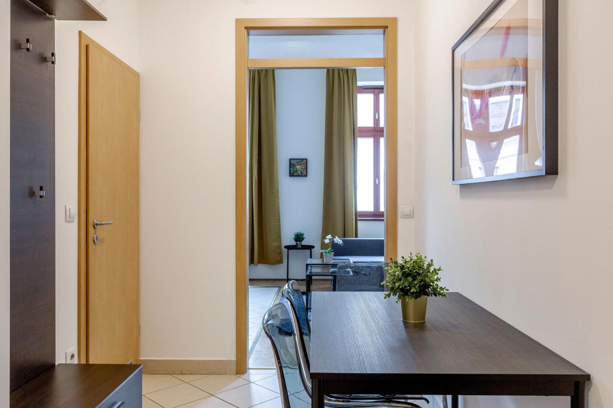 Appartement Global Living - Downtown Cozy In The Gozsdu Garden