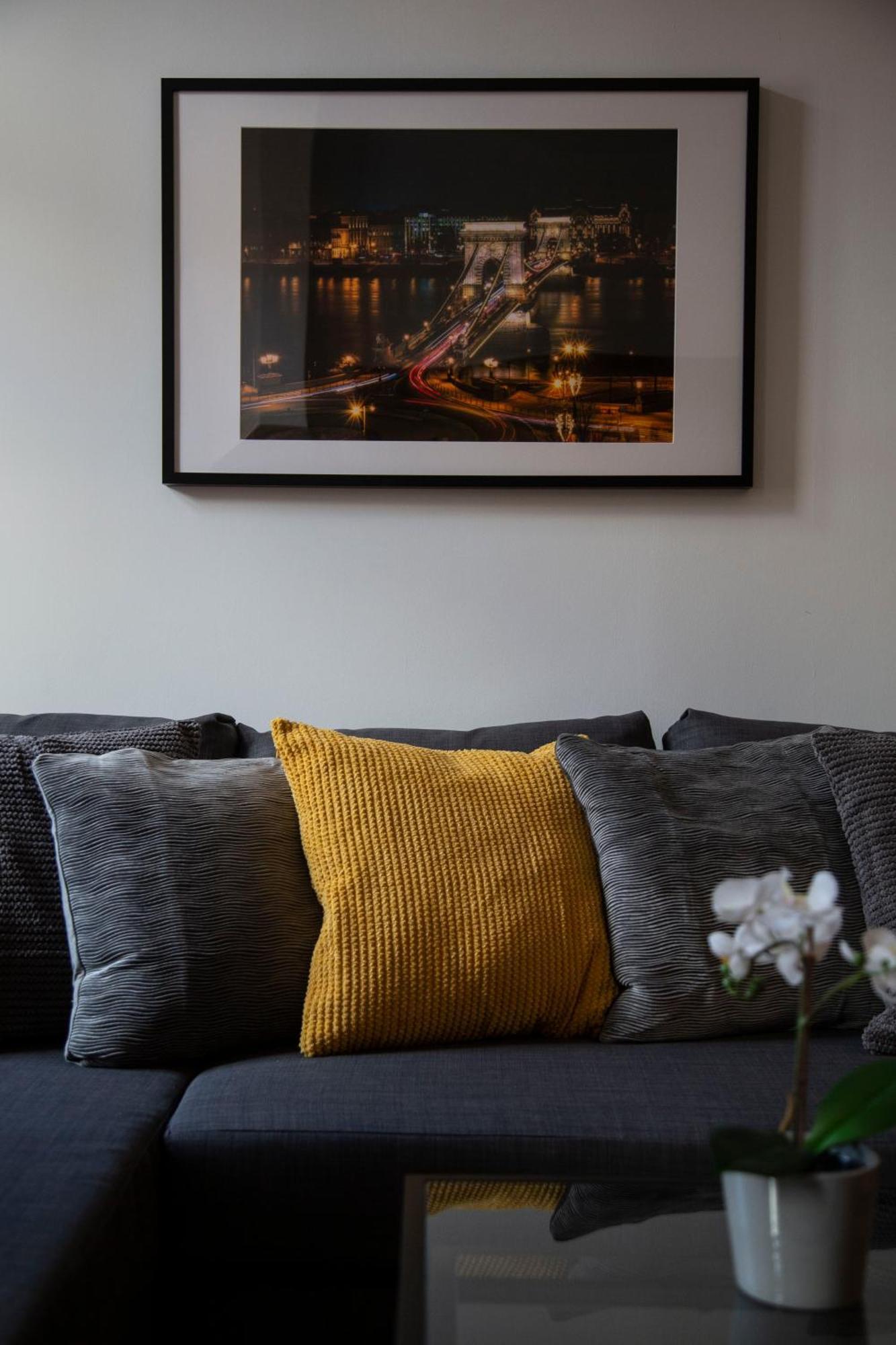 Appartement Global Living - Downtown Cozy In The Gozsdu Garden *