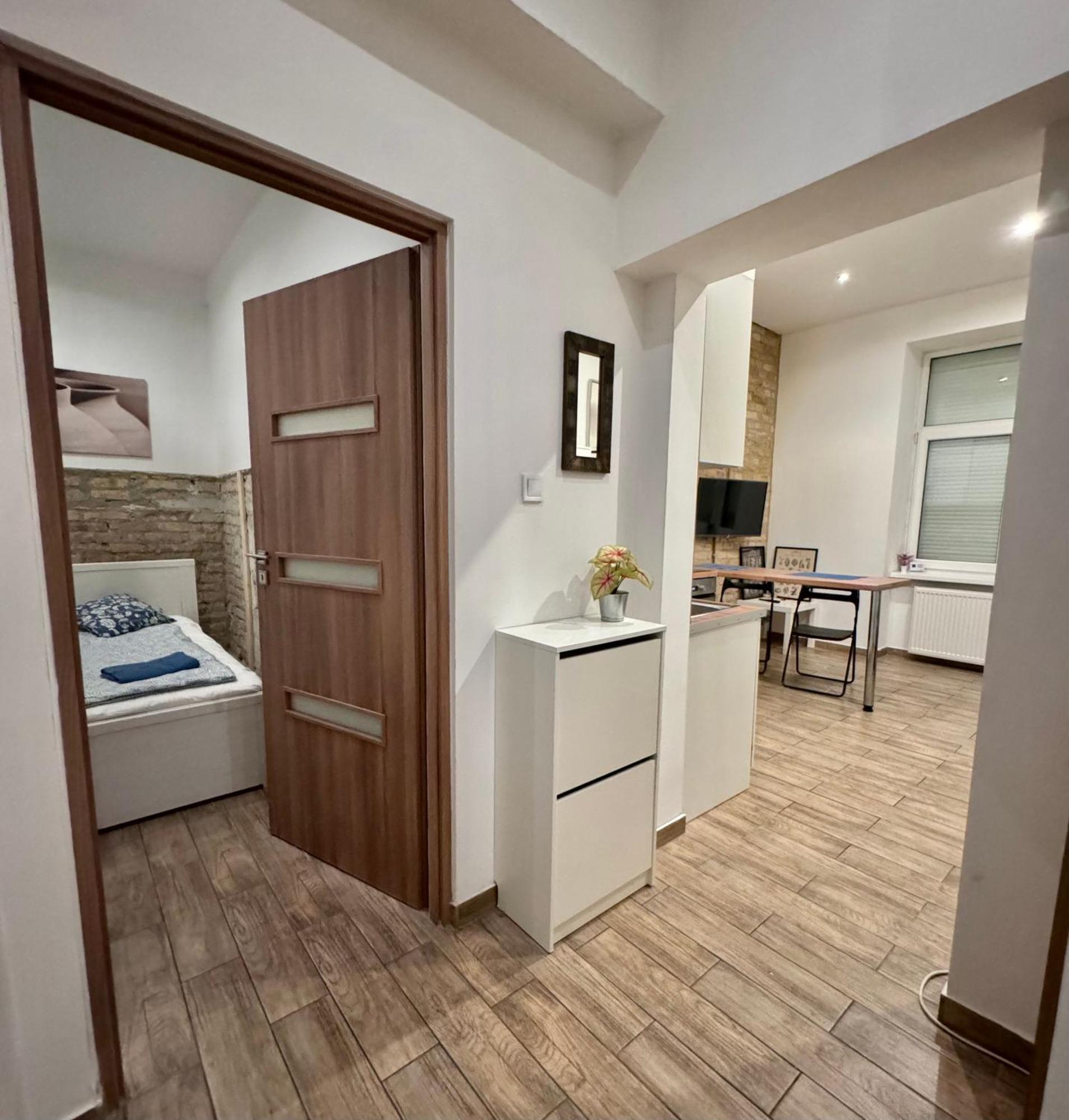 Apartamento S6 - Promo Next To Gozsdu Garden Budapest