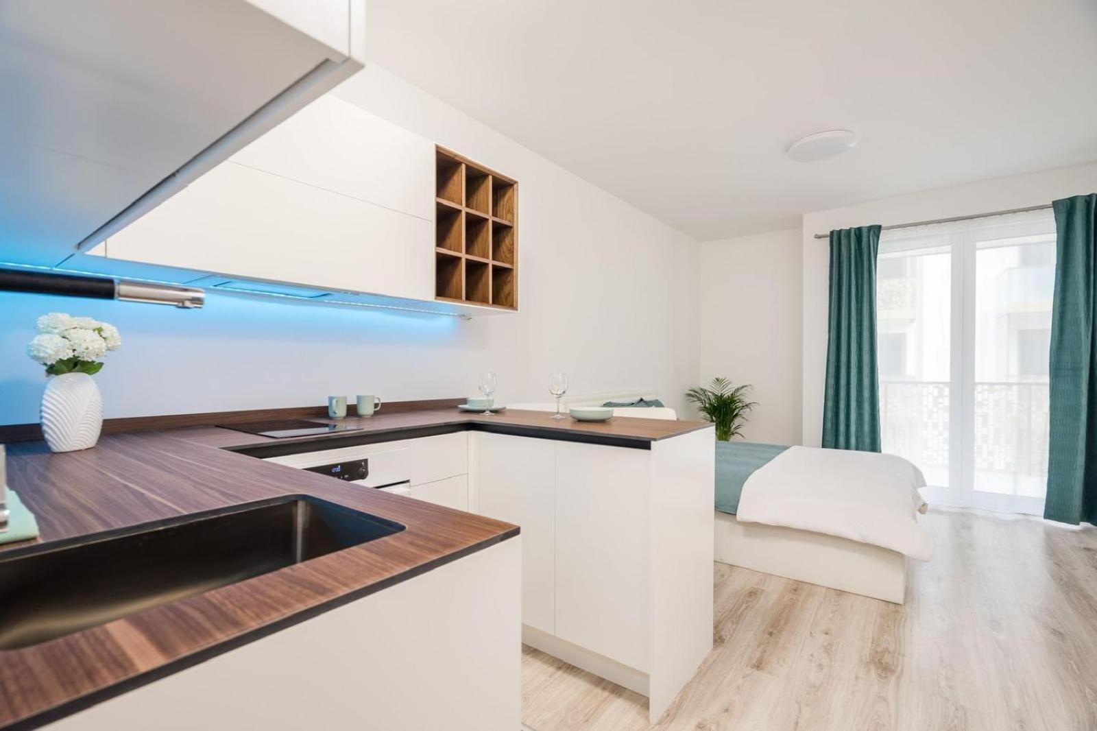 Appartamento Comfort Court - Free Parking, Balcony