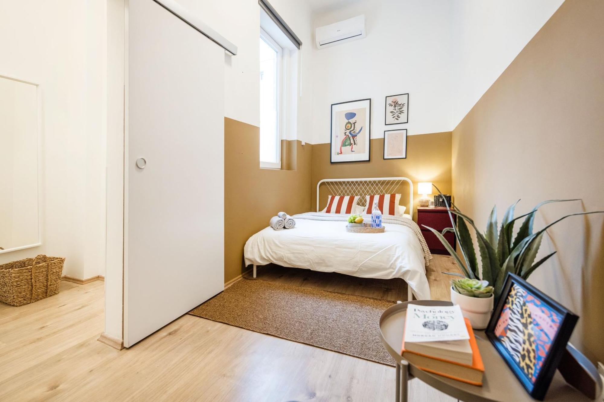 Appartement - 2 Min To Newyork Cafe Boedapest