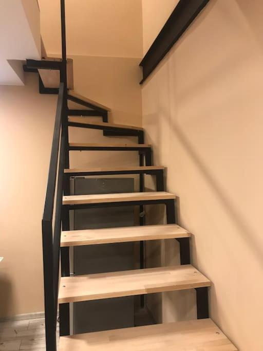 Apartament Separate Flat,3 Rooms!central Location-best Price!