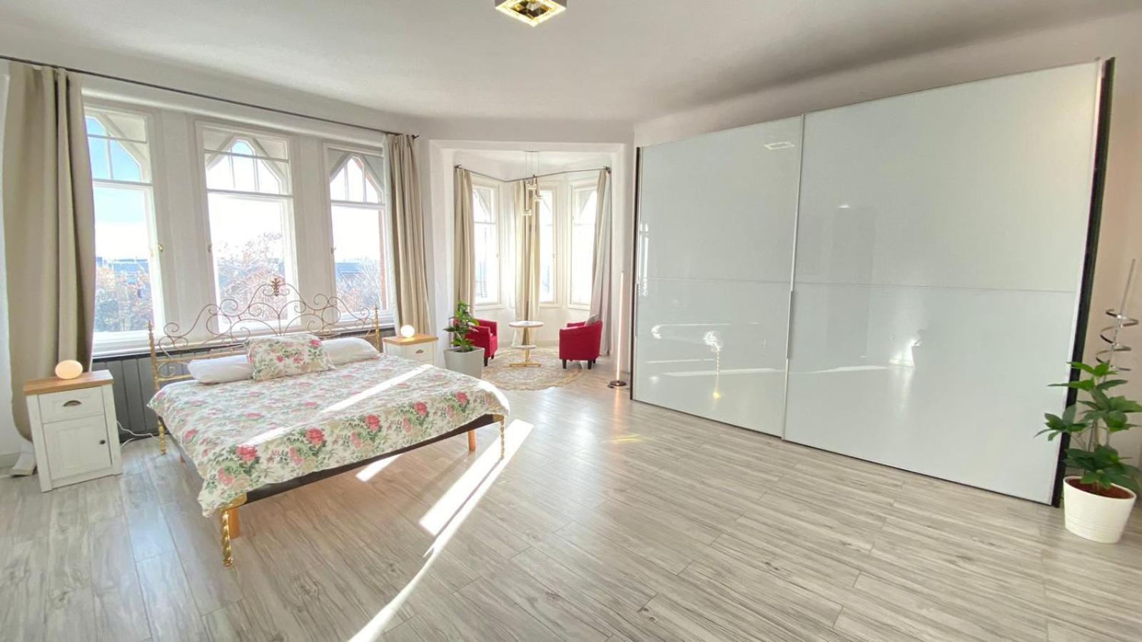 Penthouse In The Castle Apartman *