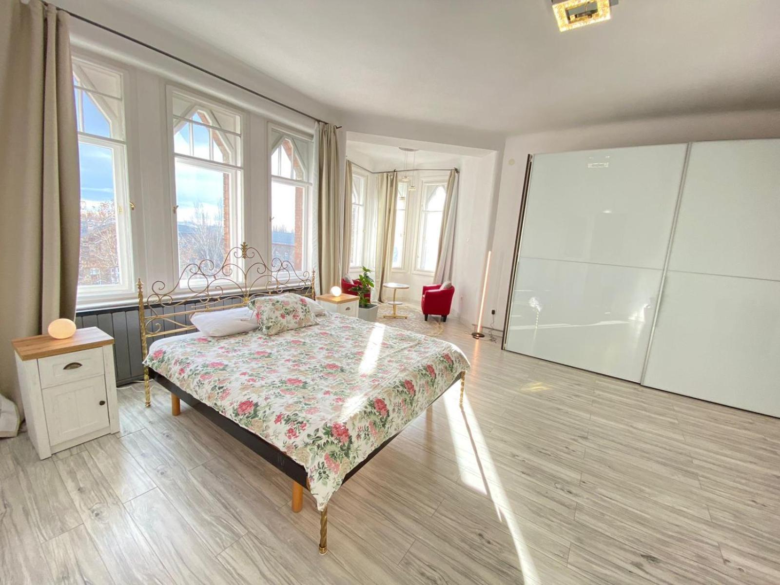 Penthouse In The Castle Apartman *