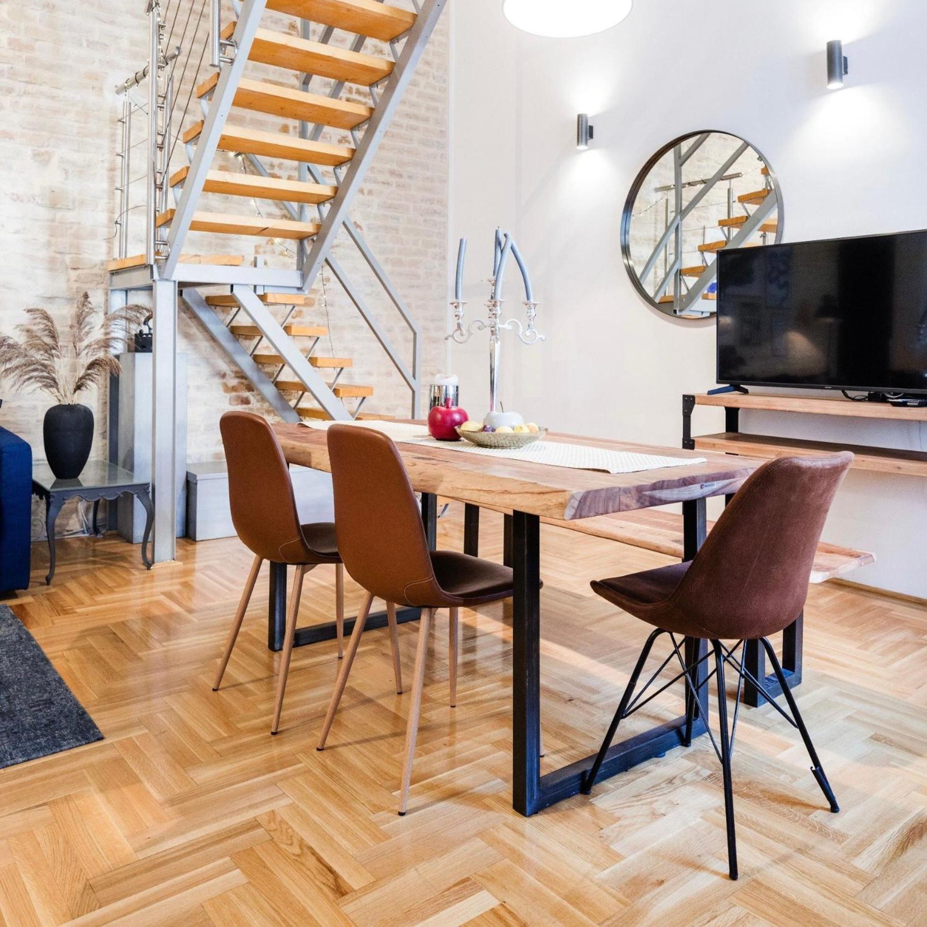 Appartement Historic Penthouse With Sauna & Jacuzzi @downtown