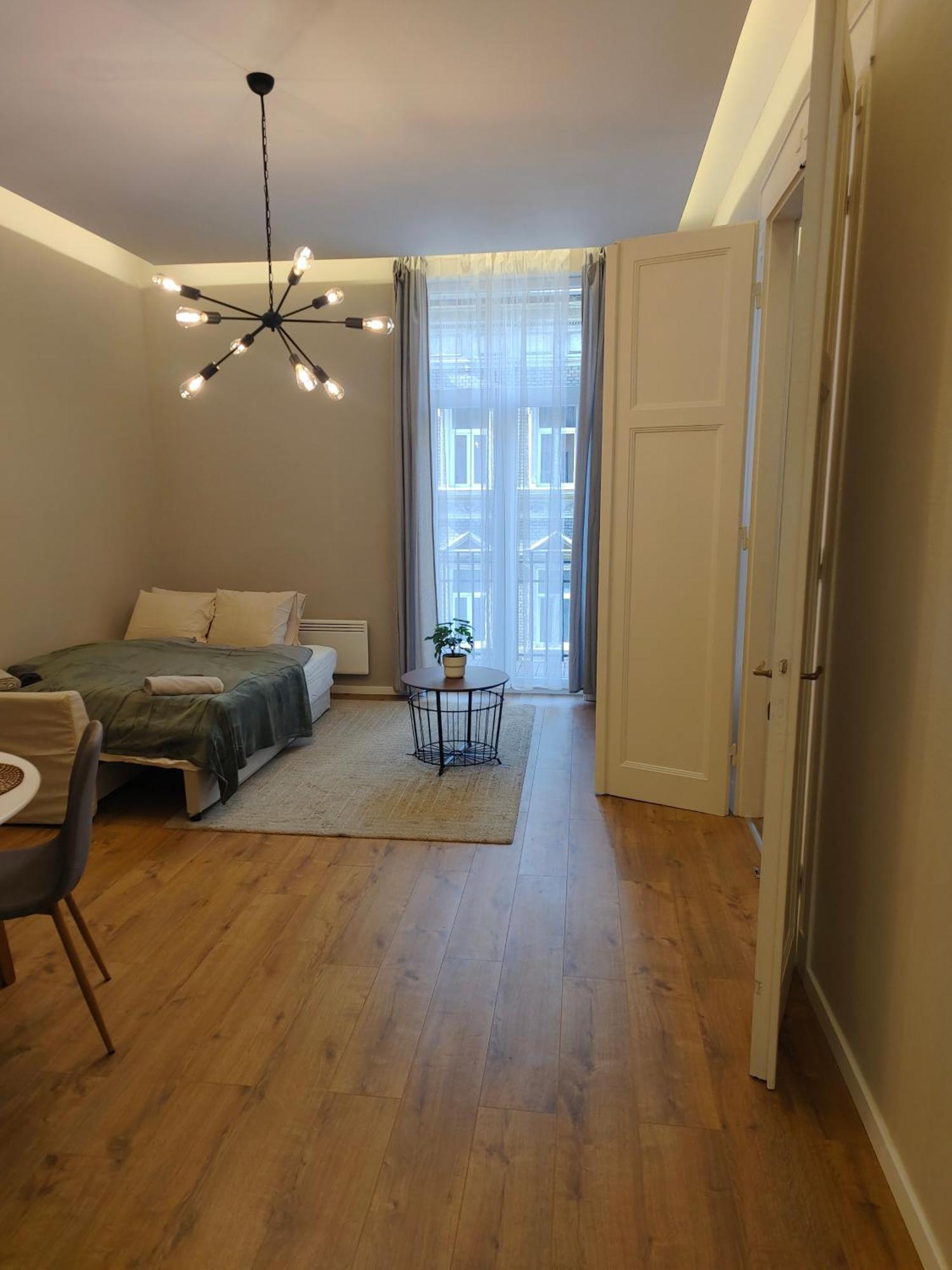 Appartamento Center 2, Cozy And Modern 2br In The Center Budapest