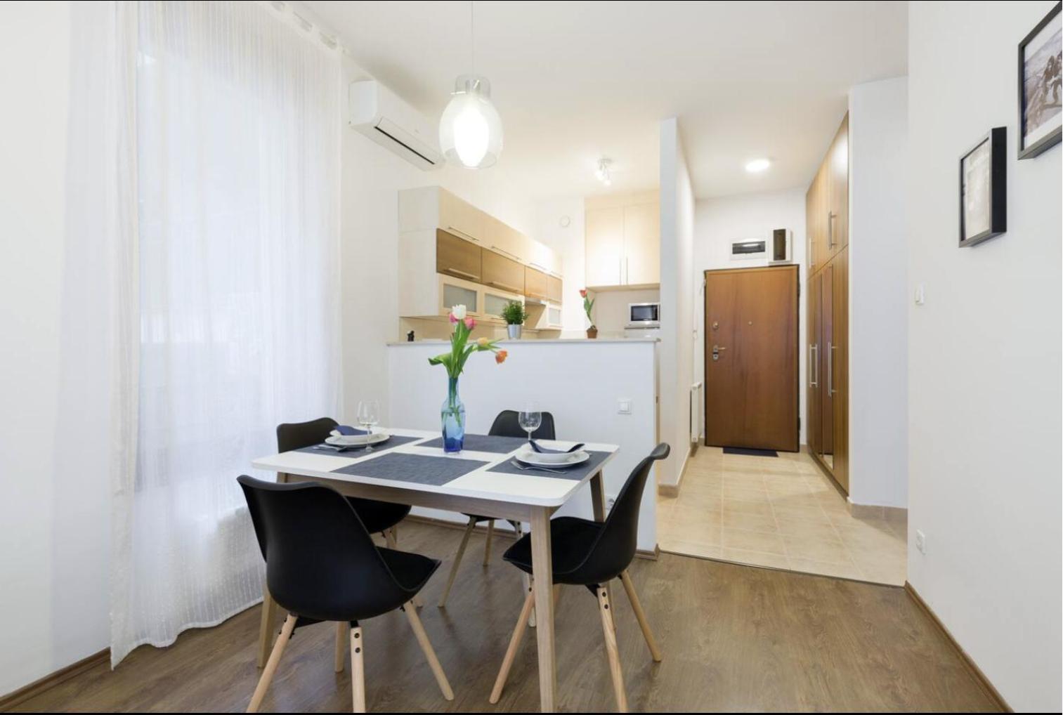 Kazinczy 3 Jewish Hq Bedroom + Living With Balcony Apartamento *