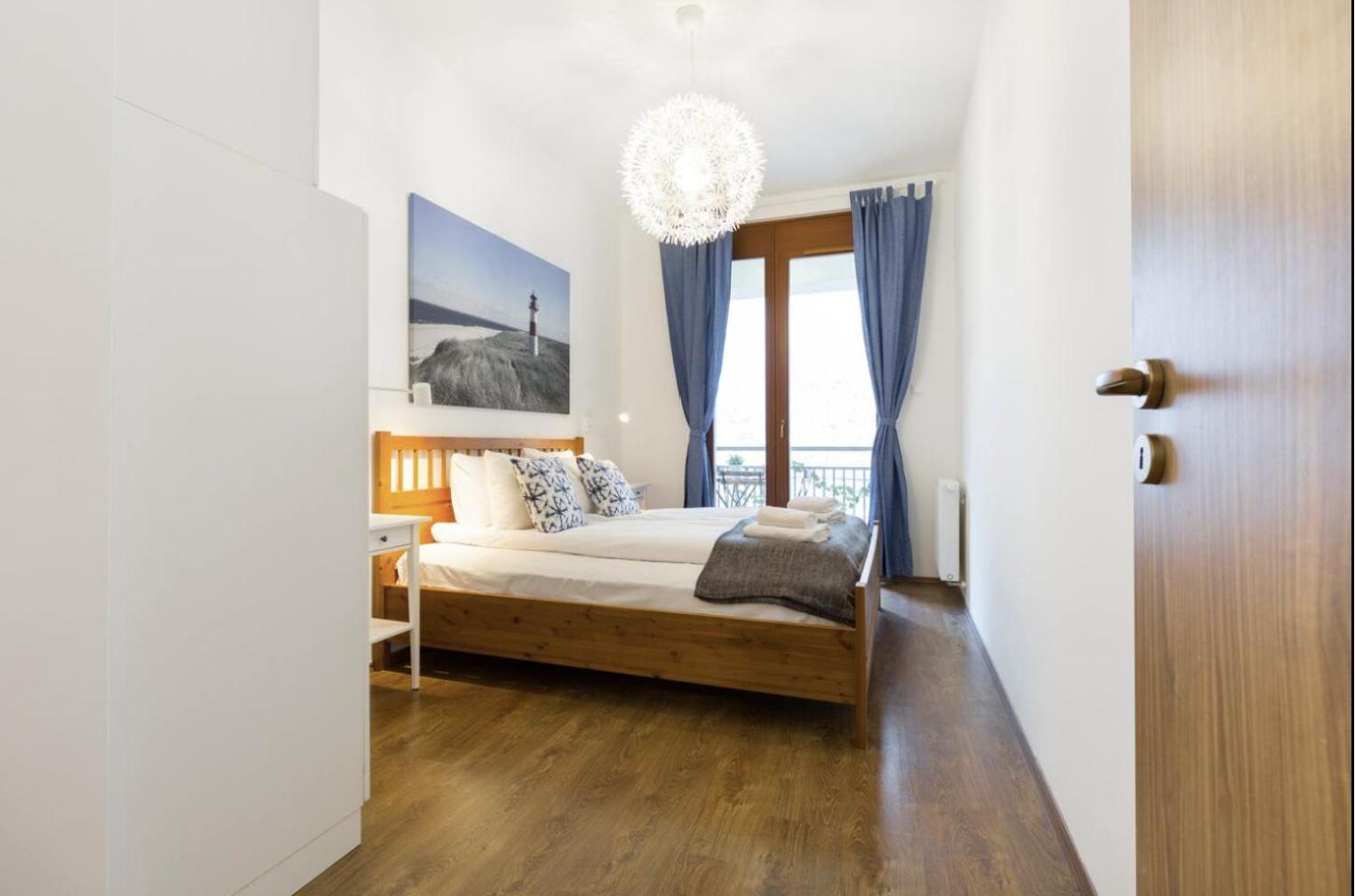 Kazinczy 3 Jewish Hq Bedroom + Living With Balcony Apartamento
