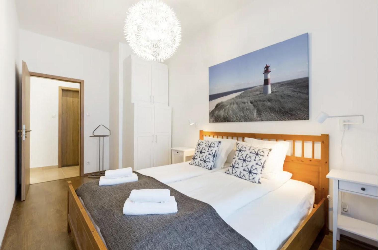 Apartamento Kazinczy 3 Jewish Hq Bedroom + Living With Balcony *