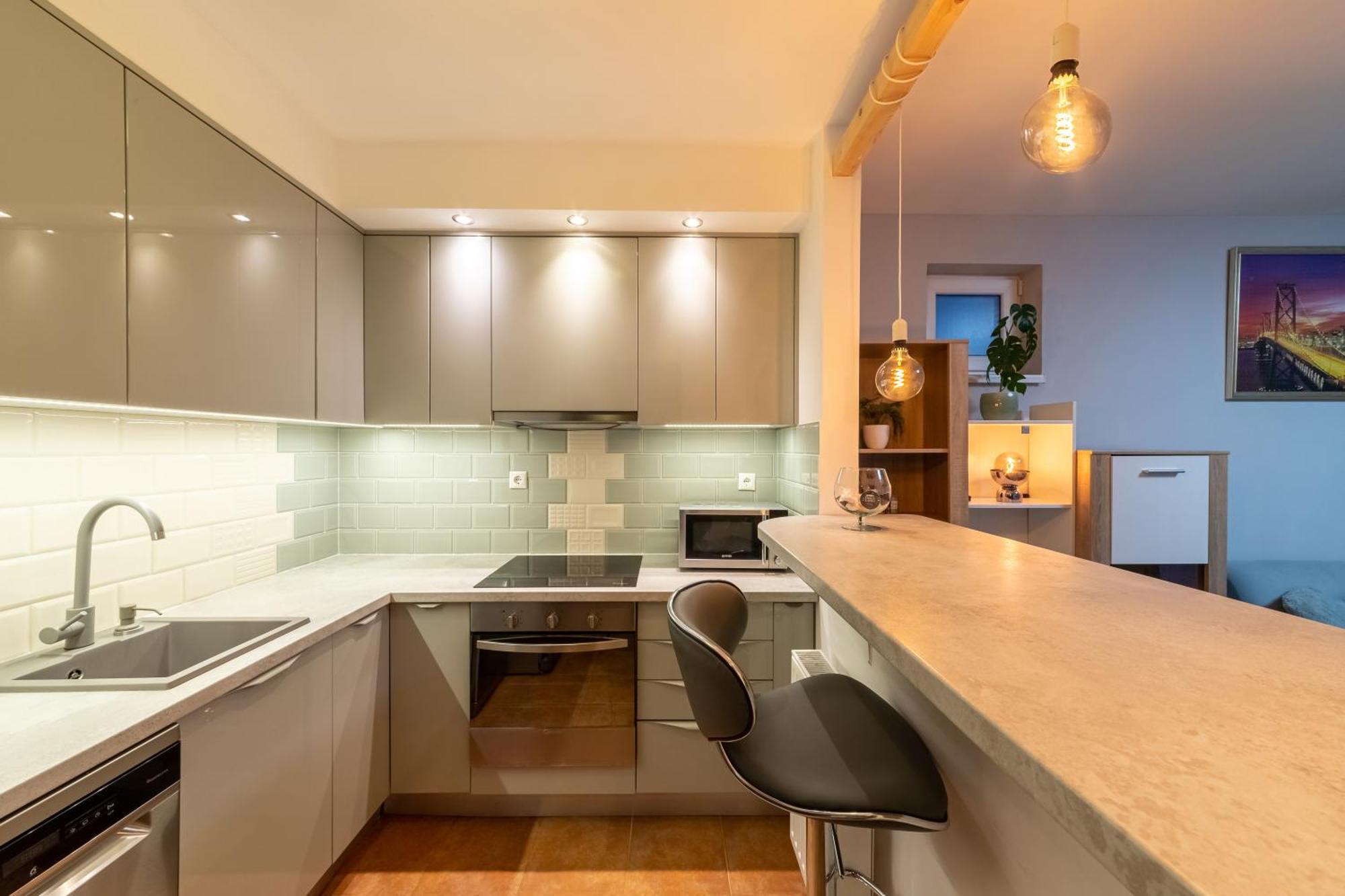 Apartamento Center Budget Inside Free Parking Self Check-in Free Streaming Ac Balcony