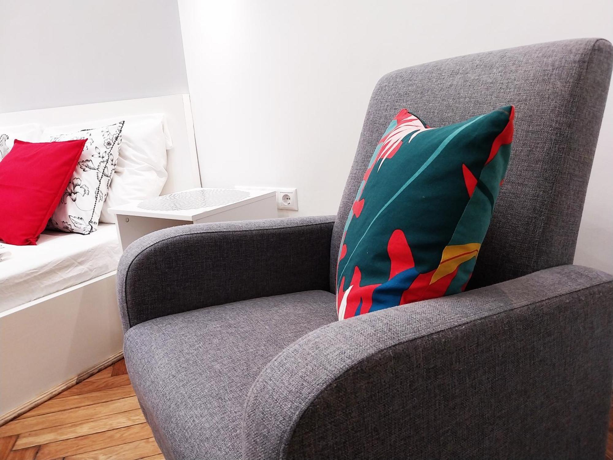 Apartamento King Bed & Cozy Lighting, Free Wifi In Budapest