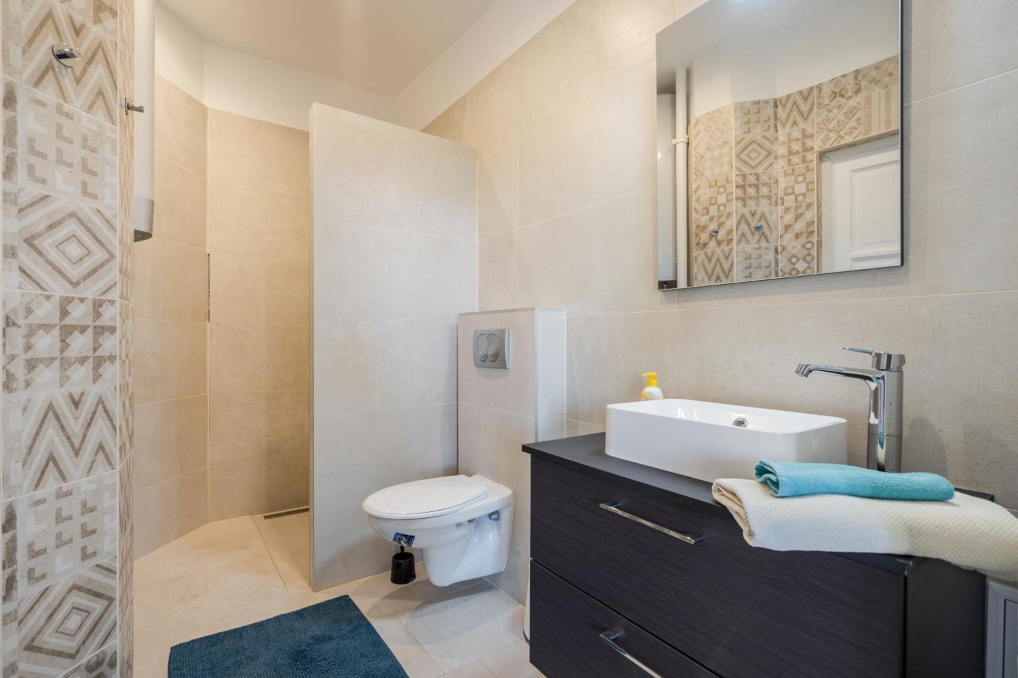 Amora Homes Luxury Basilica Breathless View-need Reservation For Free Parking Apartment