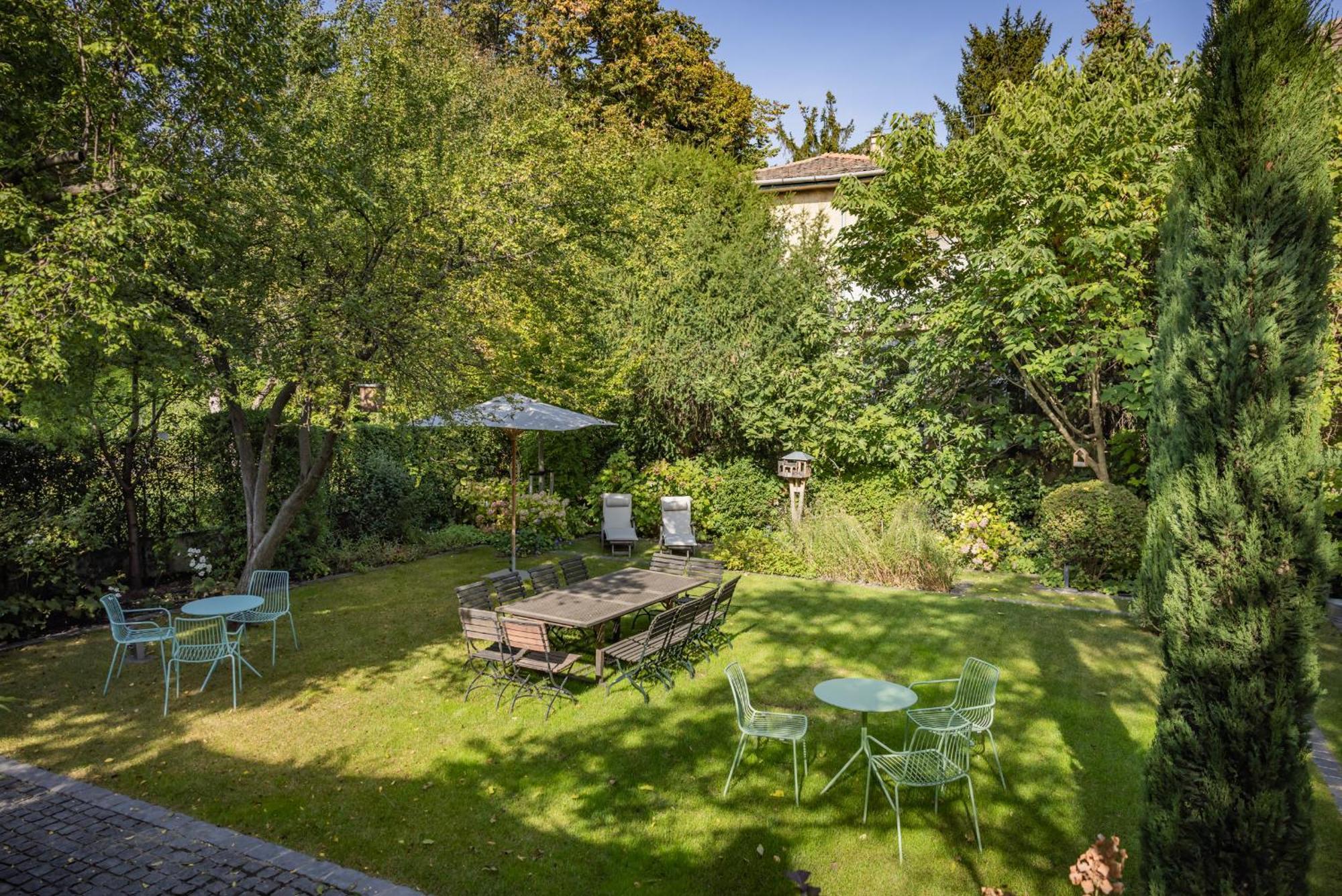 Bagatelle Gardenhouse Hotel