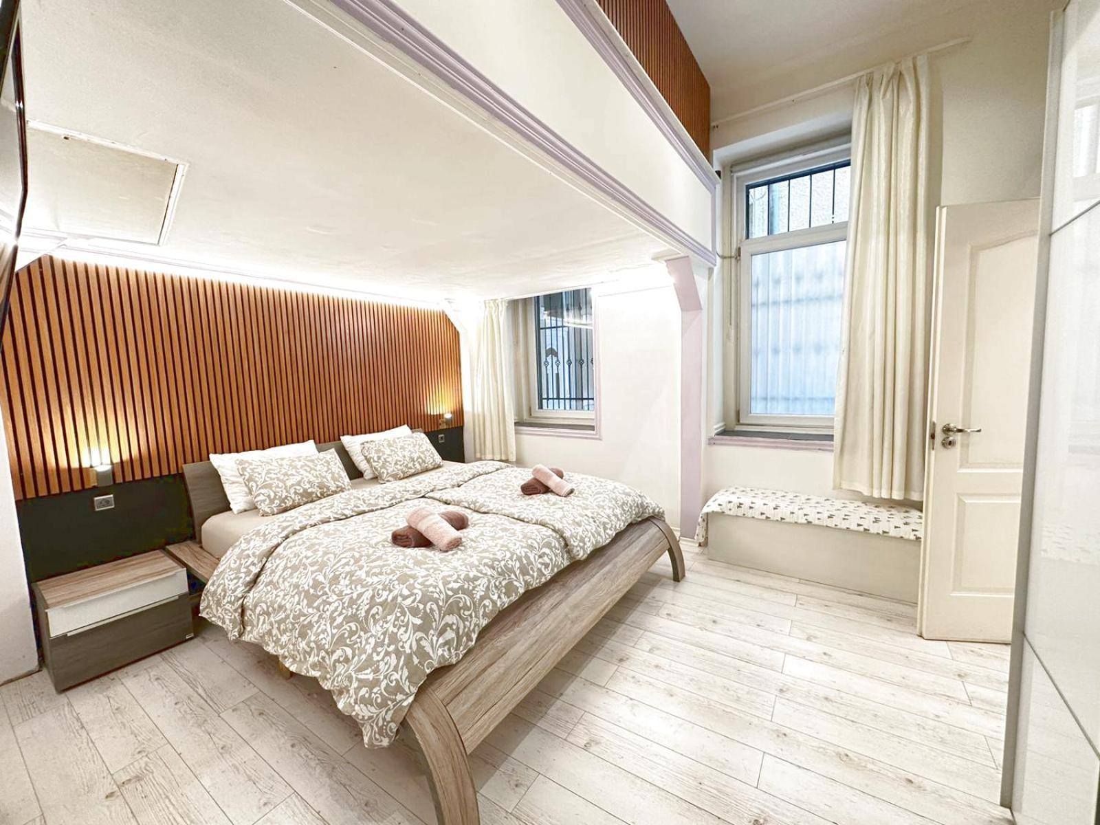 Yes, Yes! Lovely Good Amenities Center Apartamento *