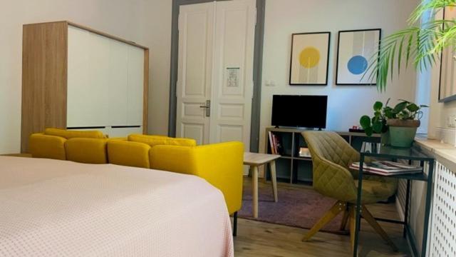 Fifteen Boutique With Self Check-in 2*