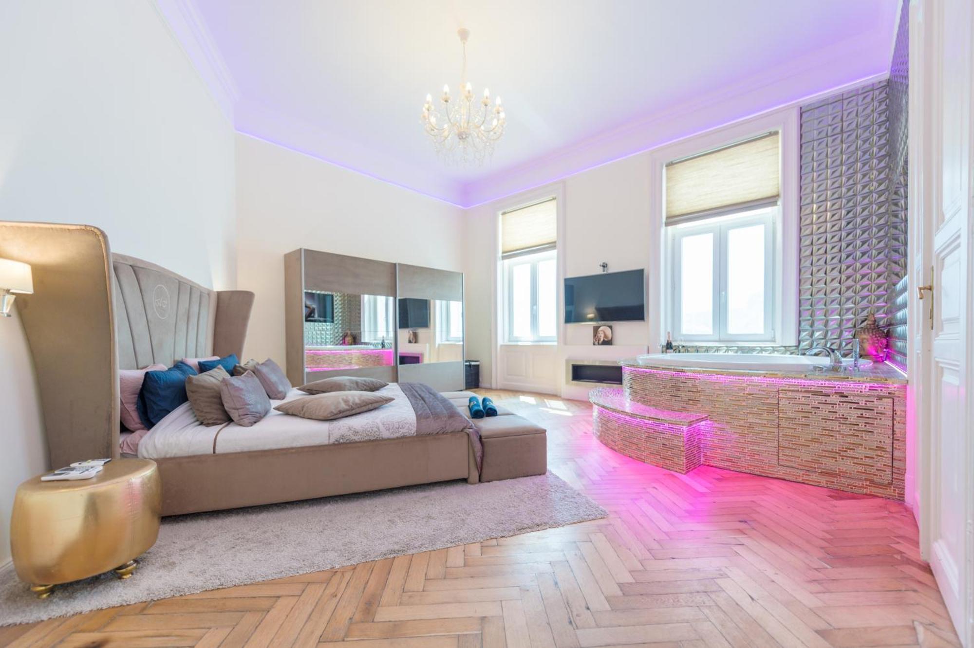 Eye Presidential With Jacuzzi & Sauna Budapest