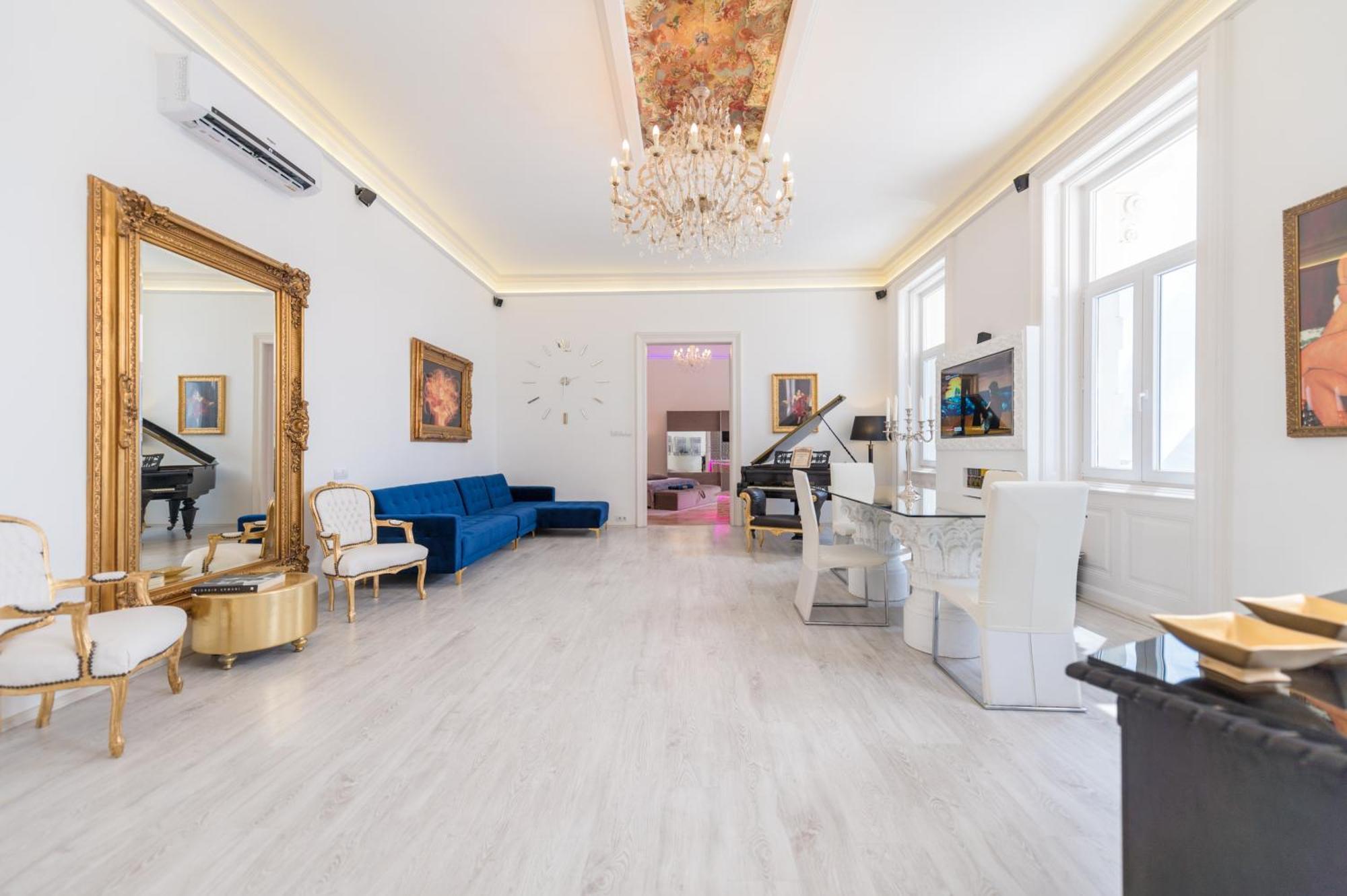 Eye Presidential With Jacuzzi & Sauna Budapest